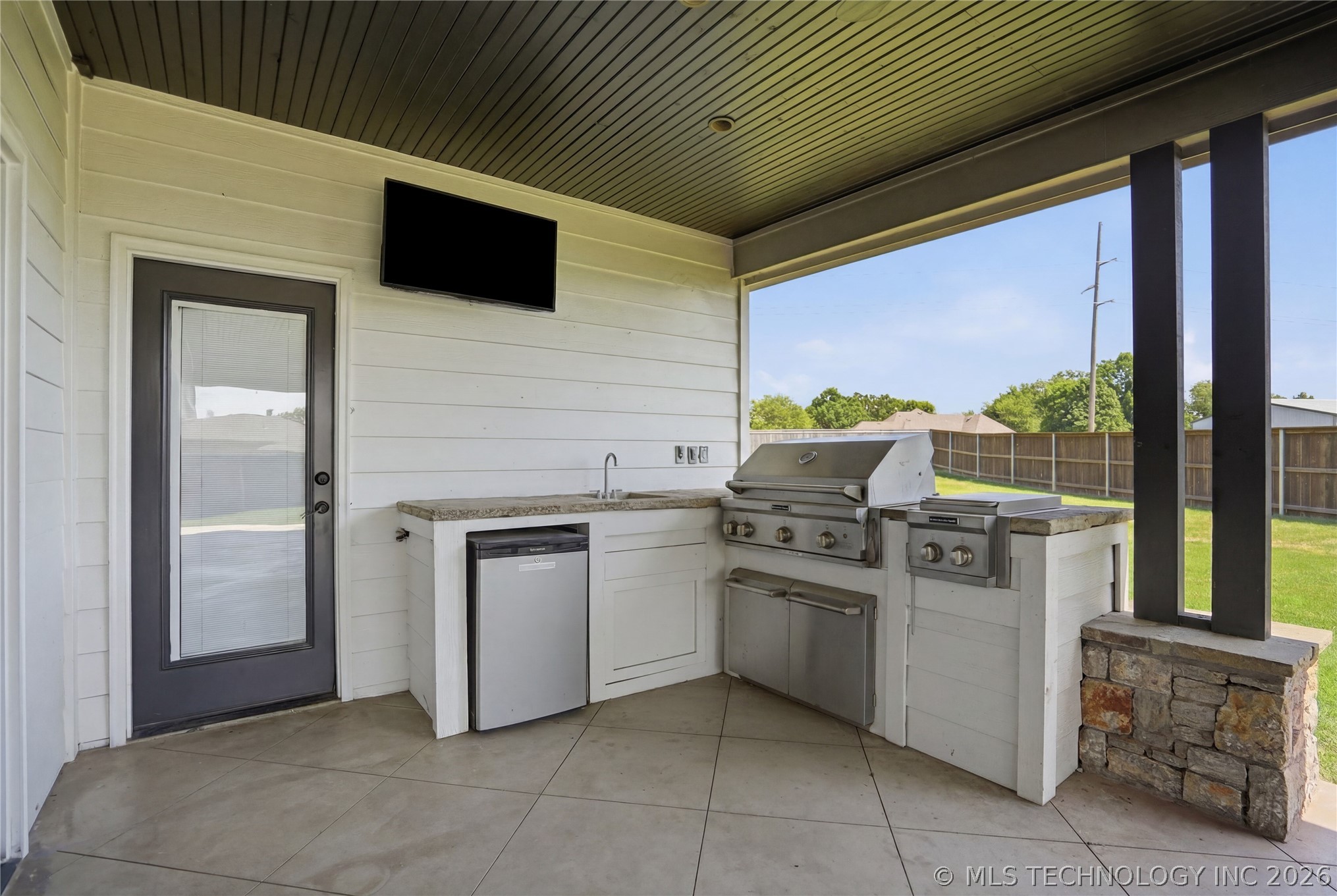 2413 W 109th Street S