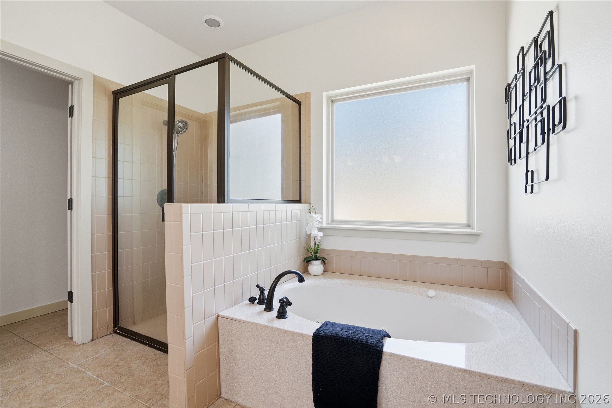 2413 W 109th Street S