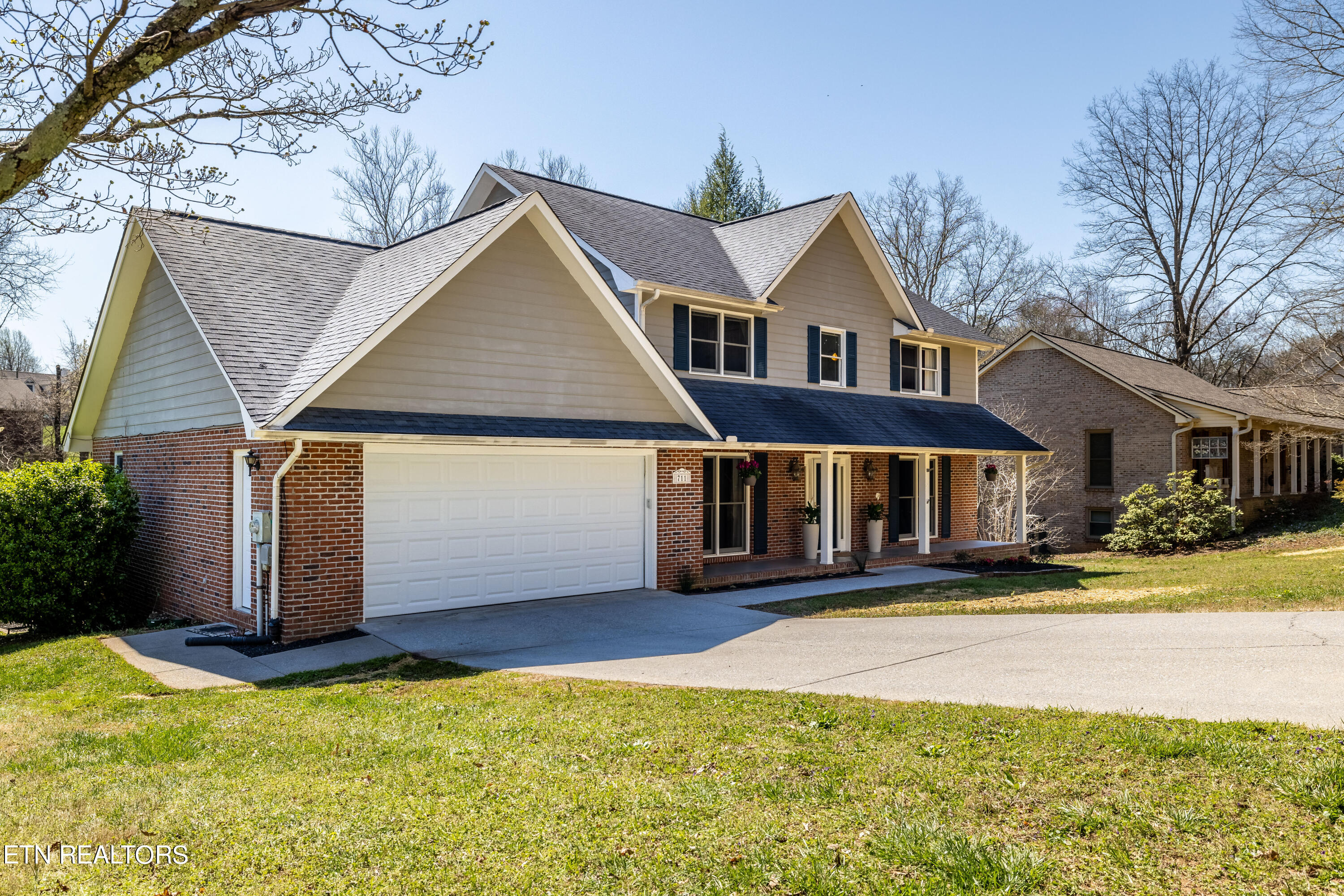 711 Knights Bridge Rd