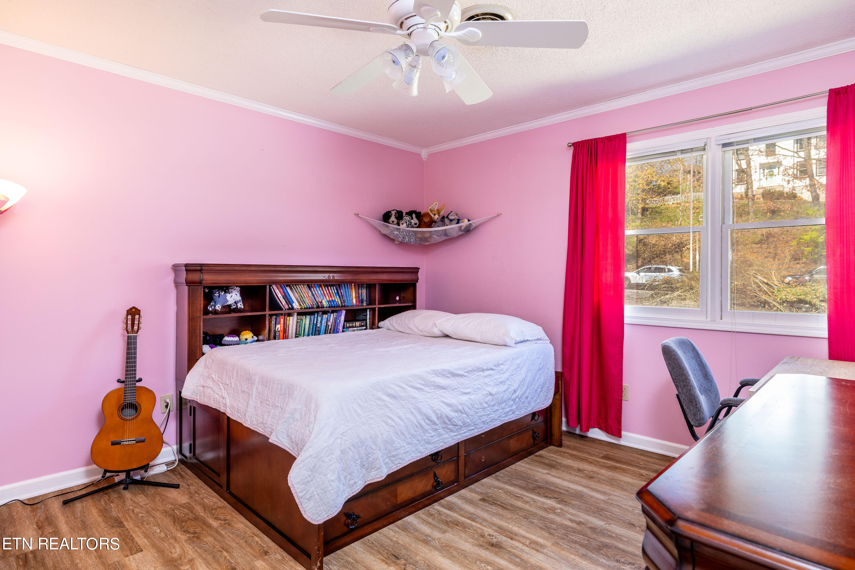 711 Knights Bridge Rd