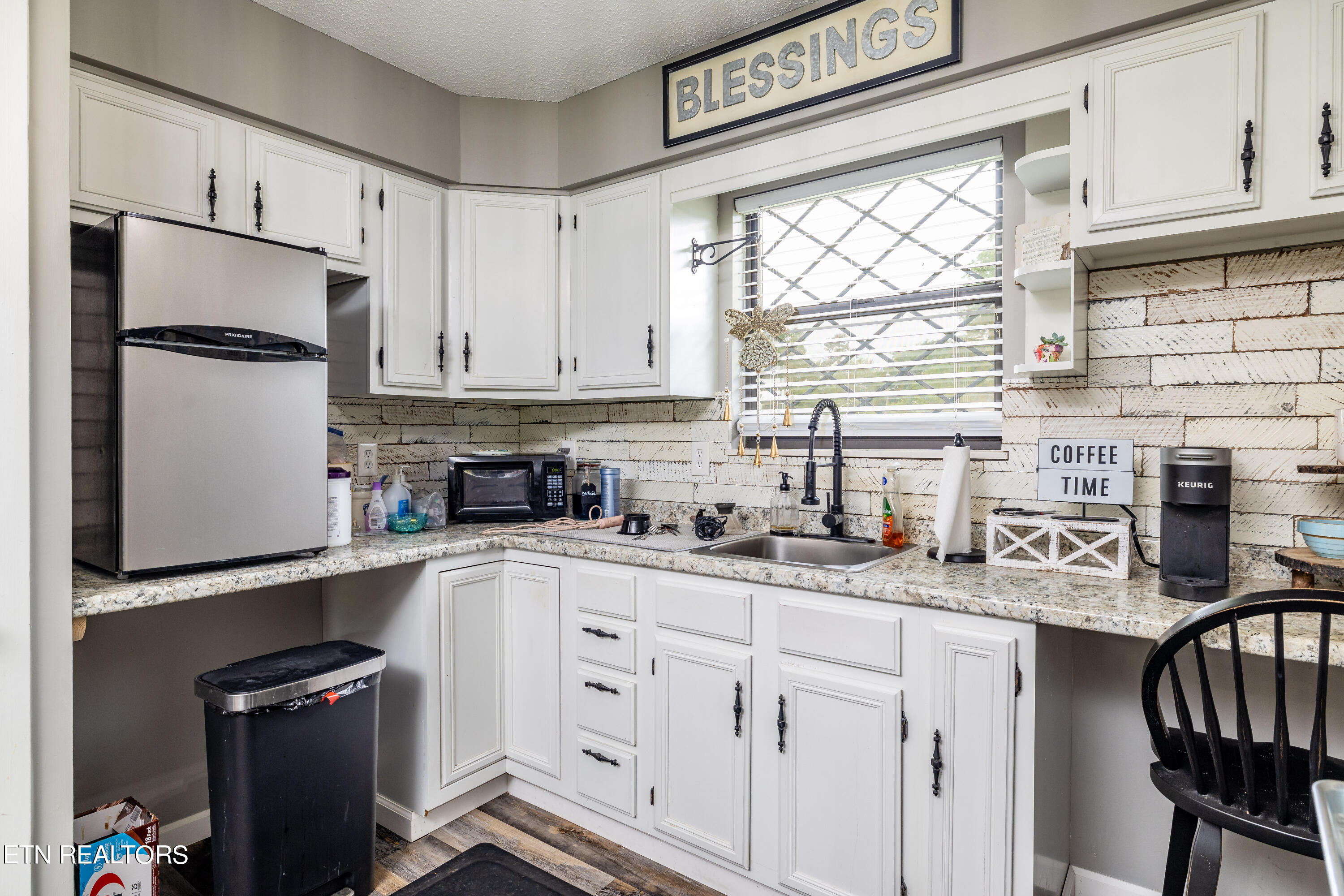 606 Dotson Memorial Rd