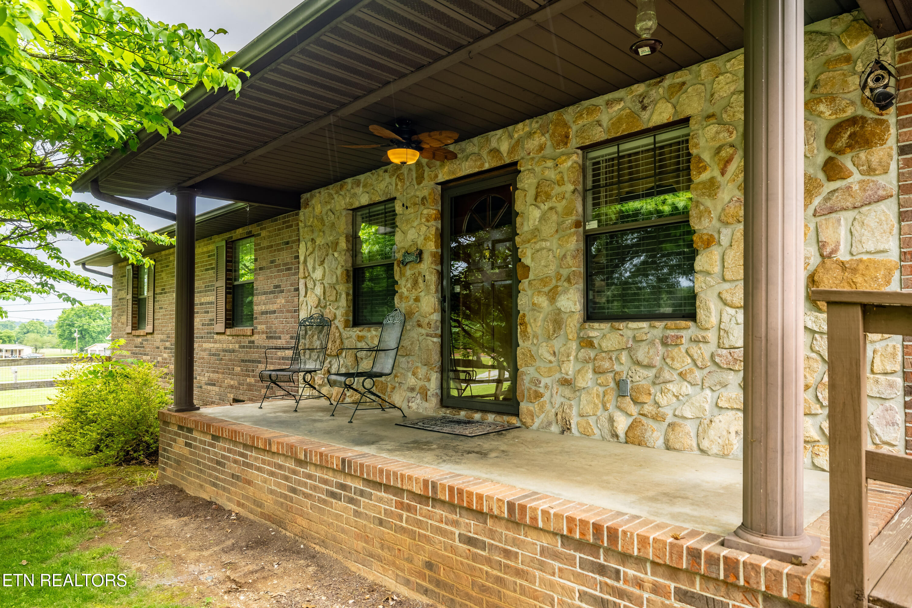 606 Dotson Memorial Rd