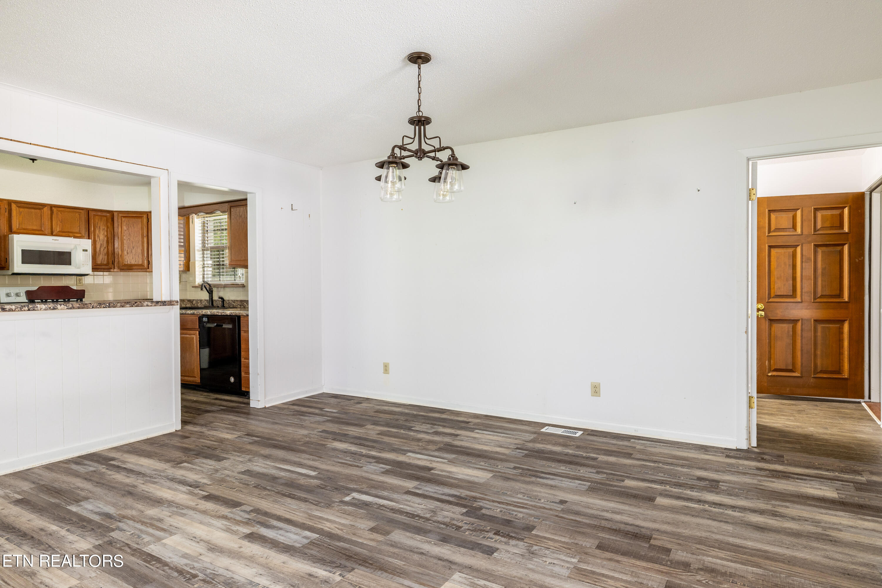 606 Dotson Memorial Rd