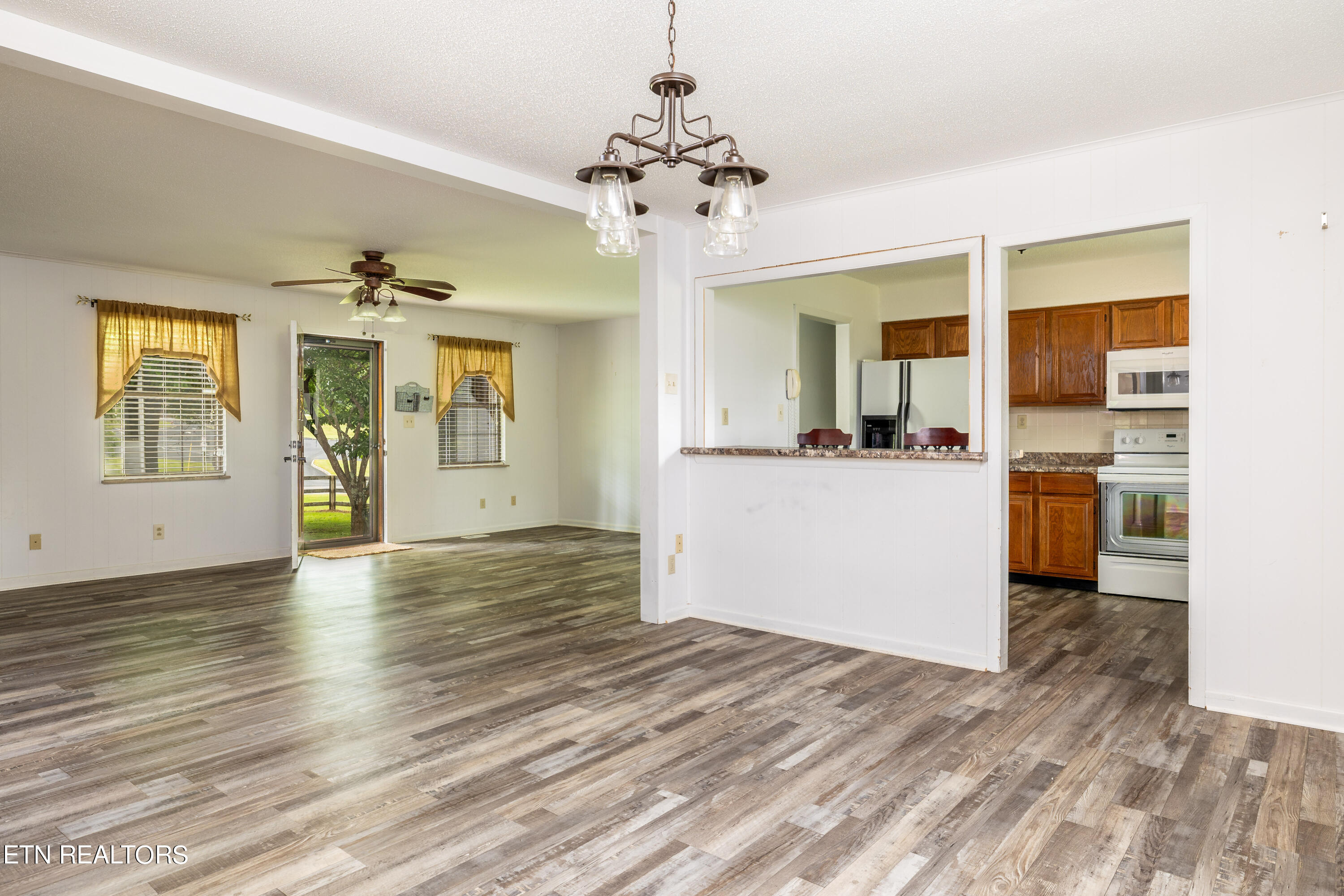 606 Dotson Memorial Rd