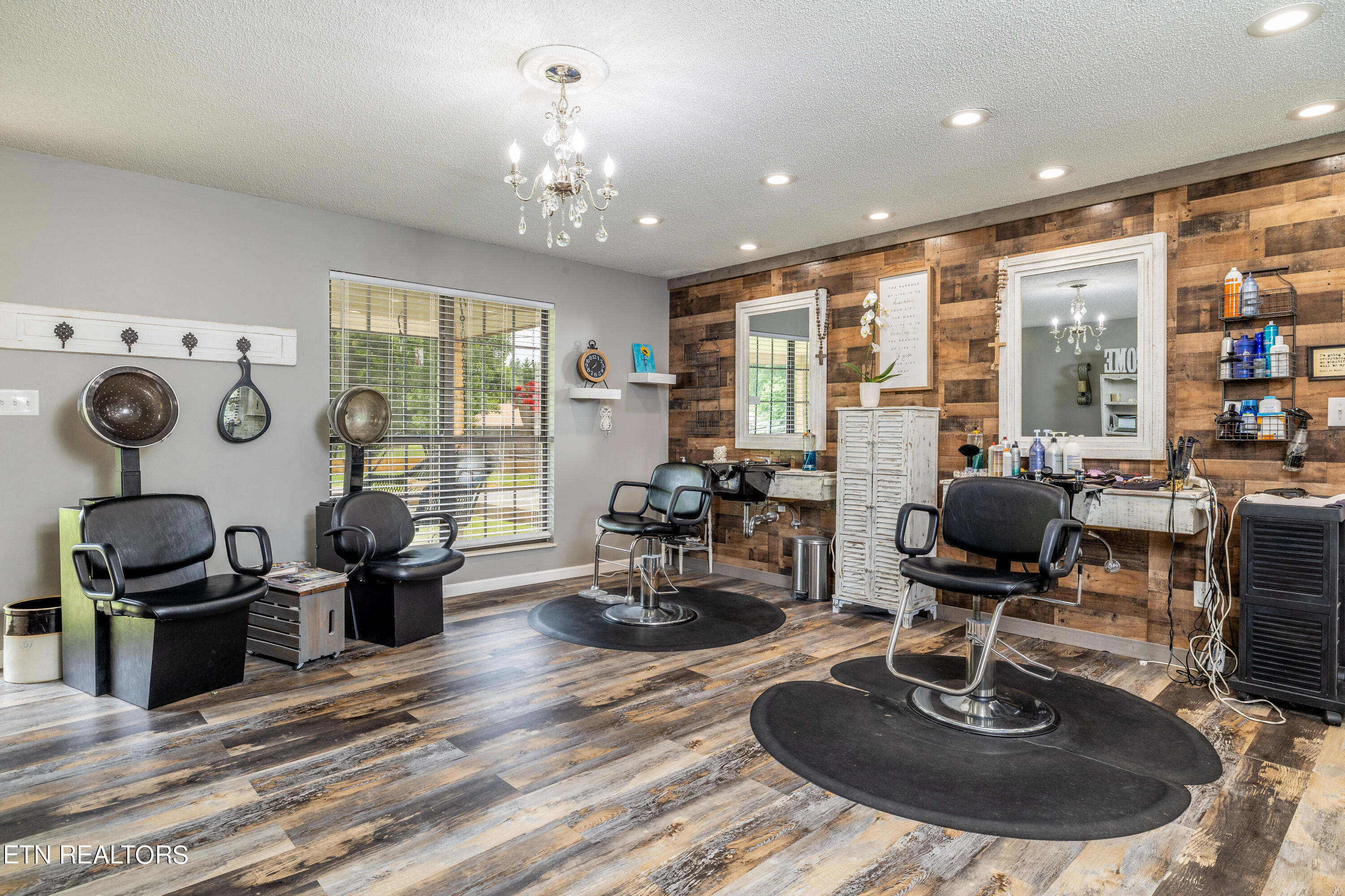 606 Dotson Memorial Rd