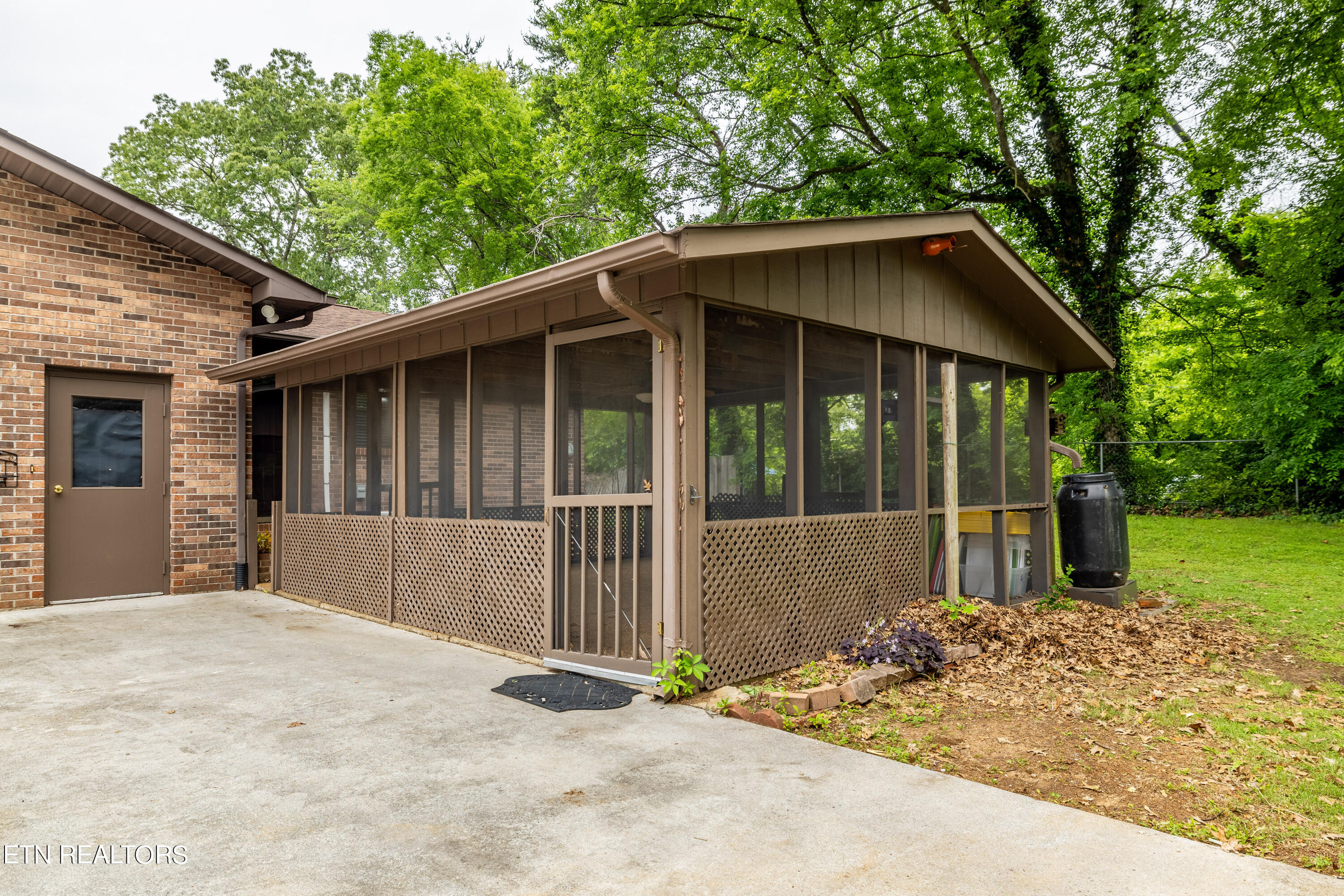 606 Dotson Memorial Rd