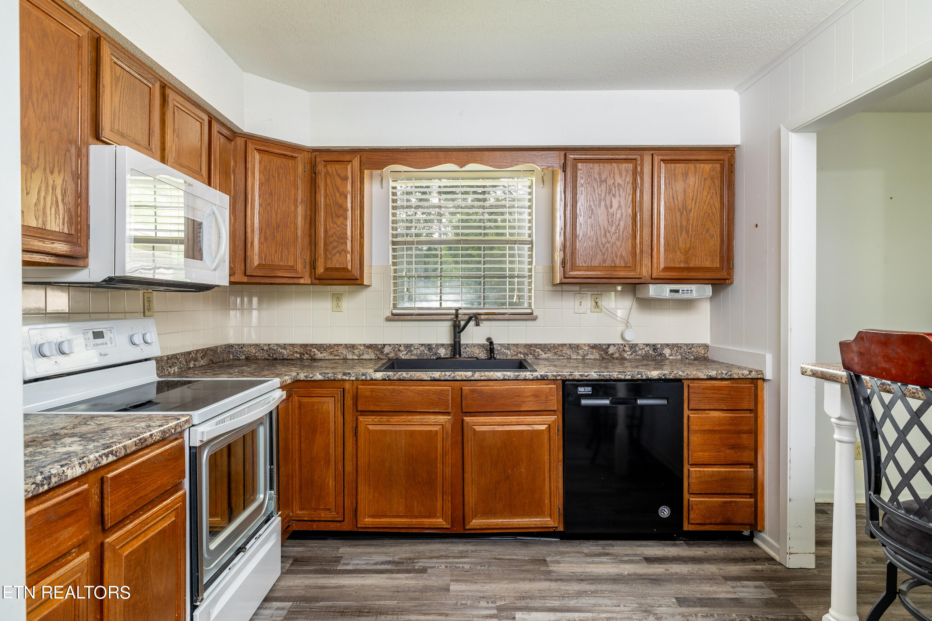 606 Dotson Memorial Rd