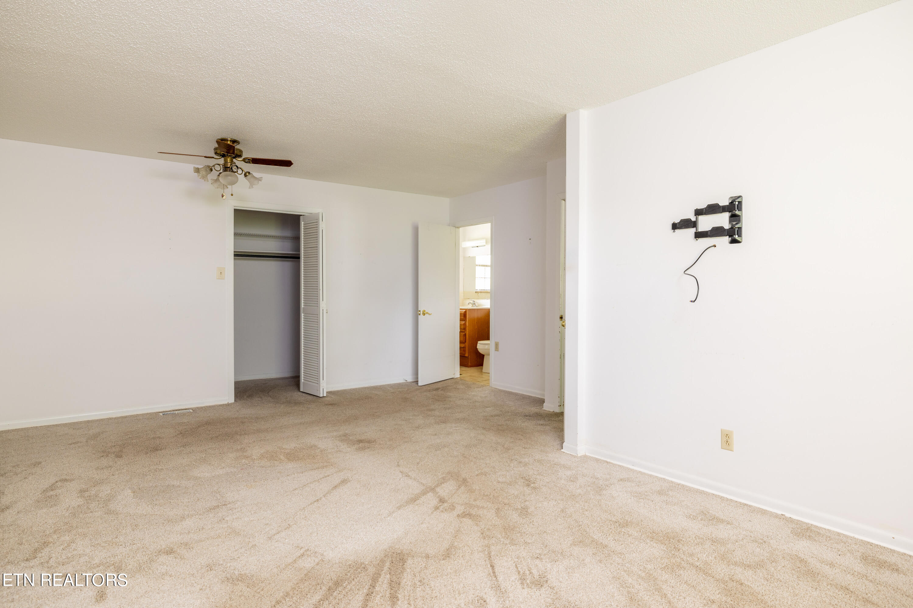 606 Dotson Memorial Rd