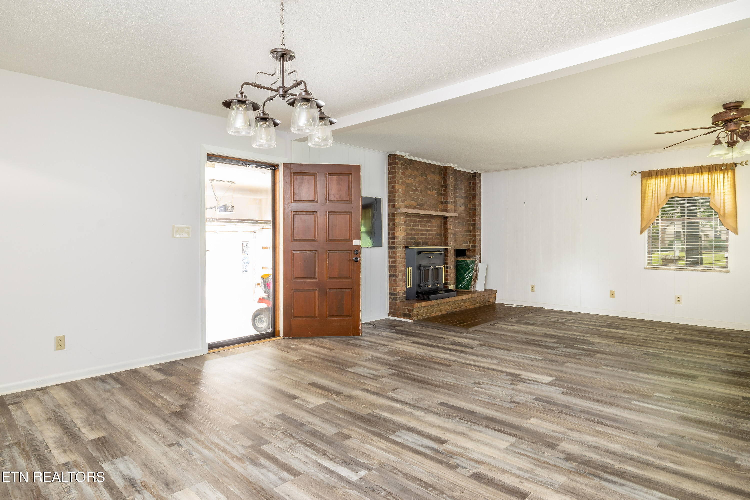 606 Dotson Memorial Rd