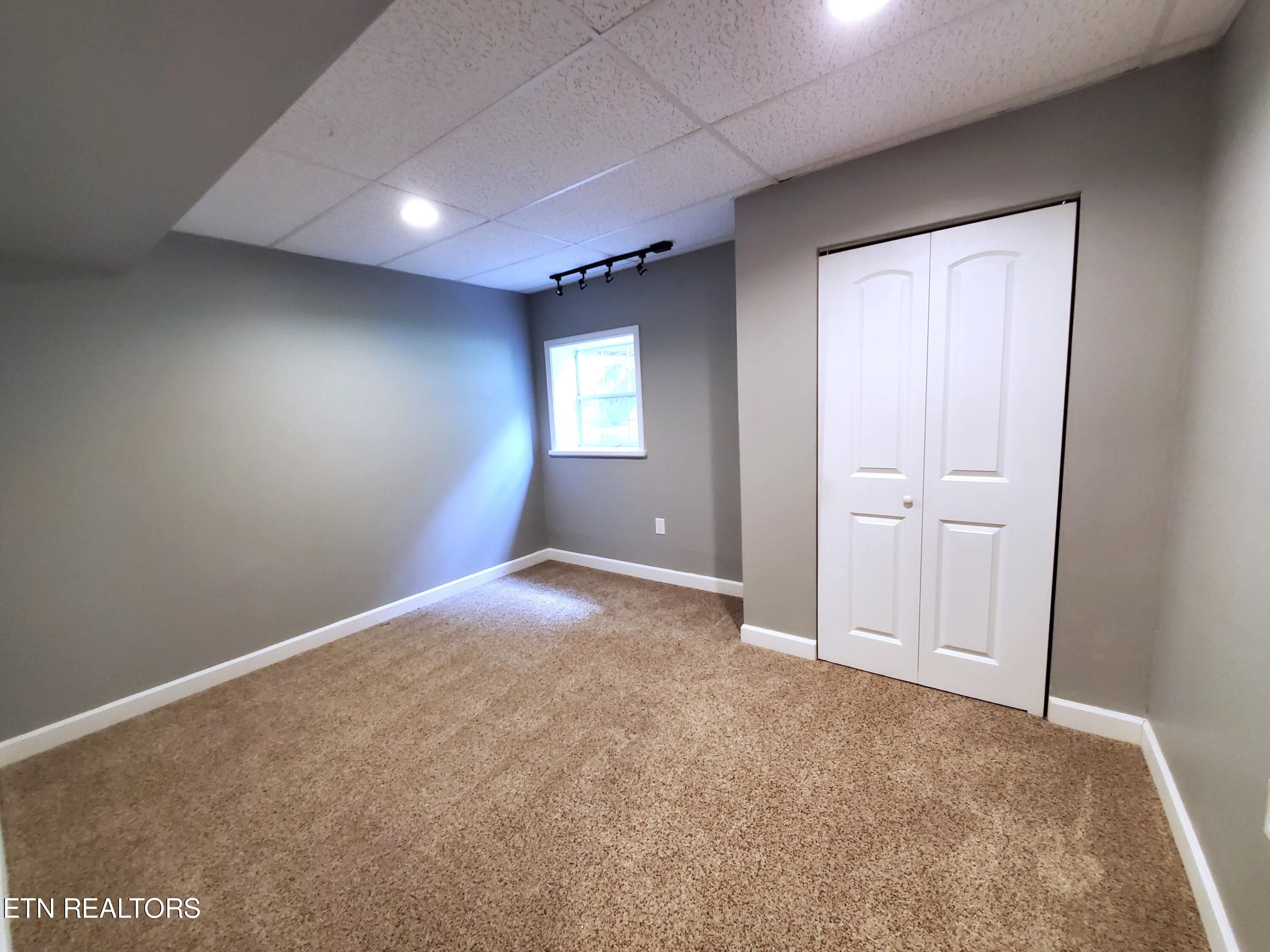 708 Gladstone Circle