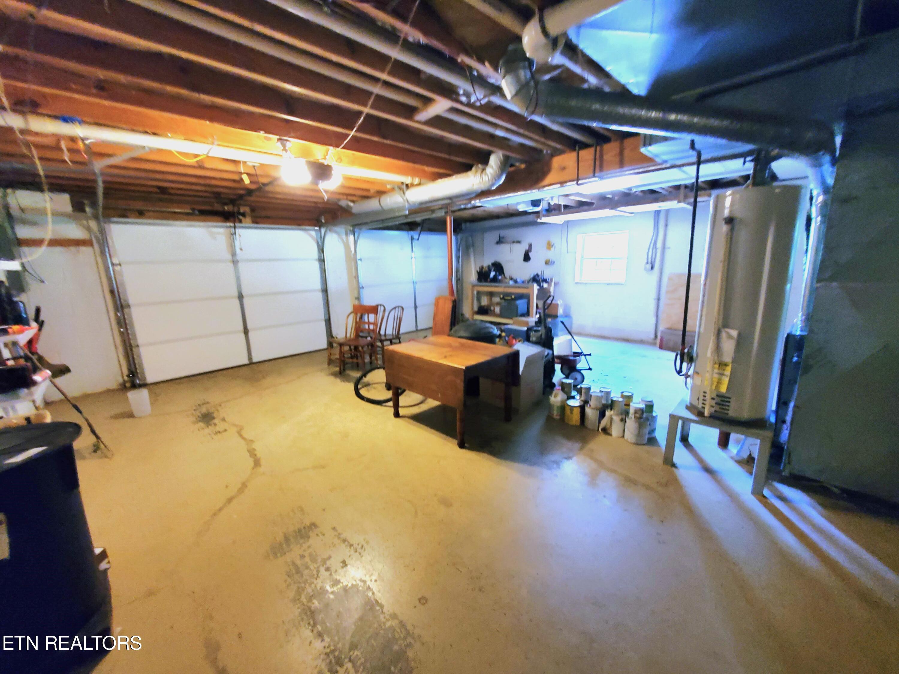 708 Gladstone Circle