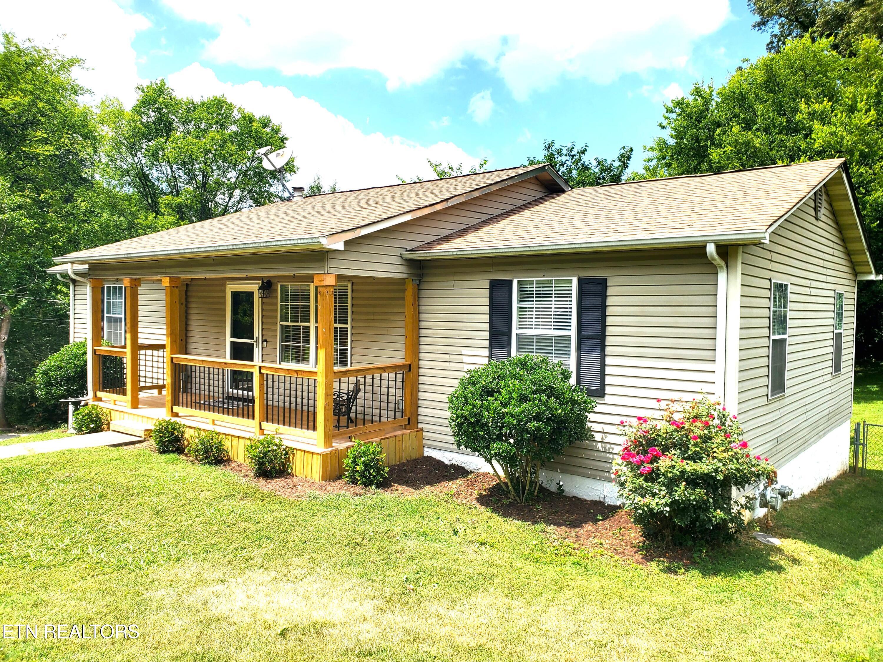 708 Gladstone Circle