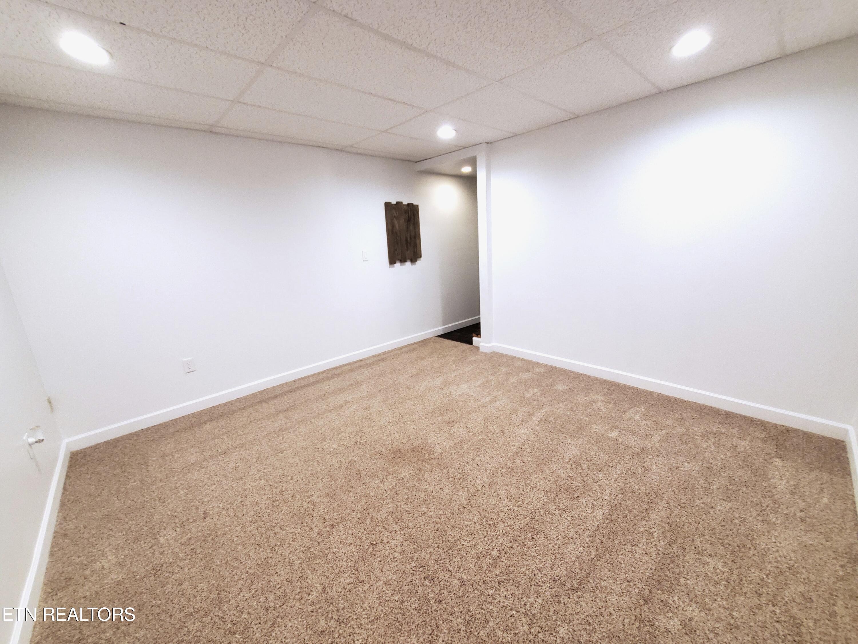 708 Gladstone Circle