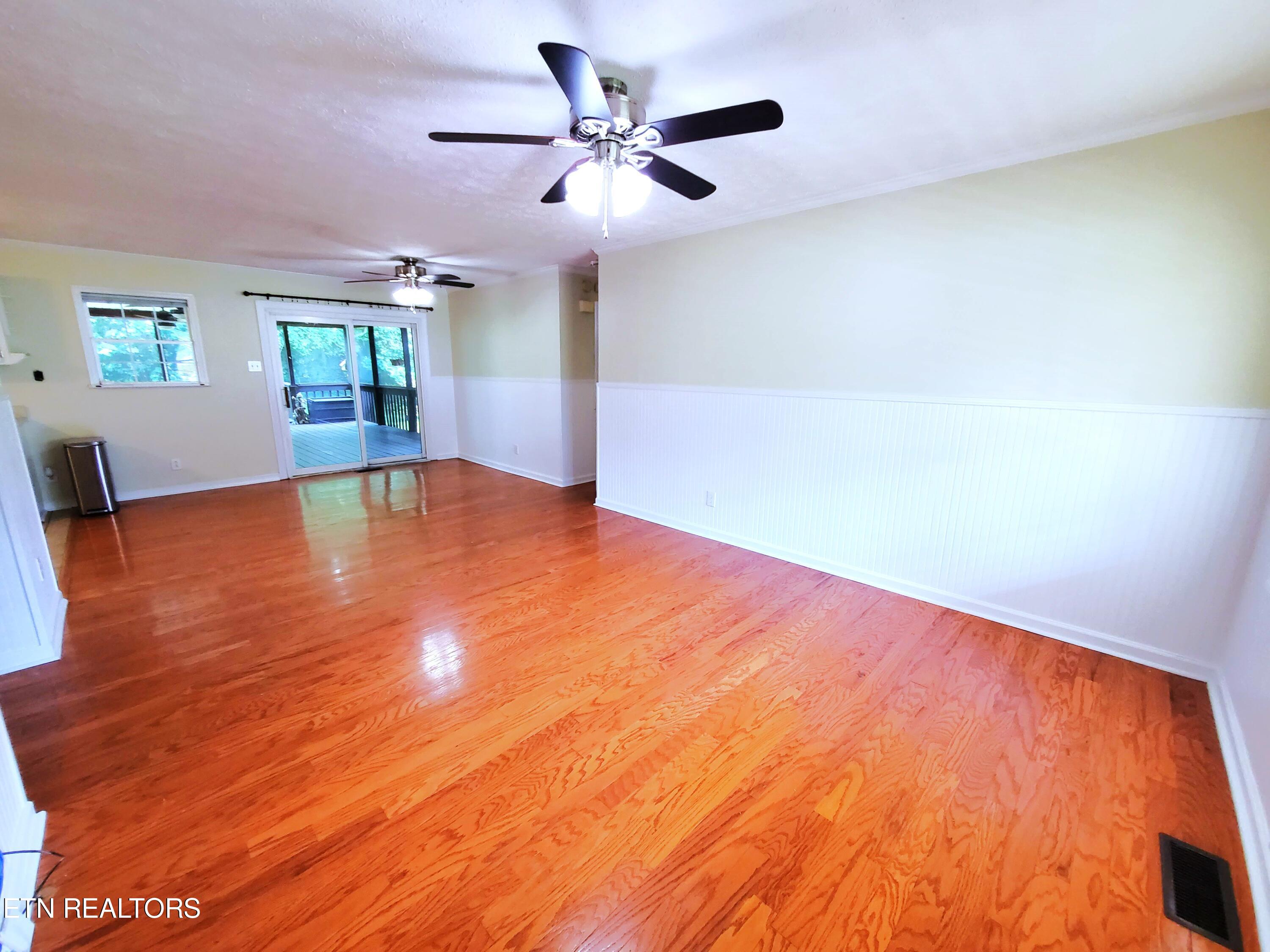 708 Gladstone Circle