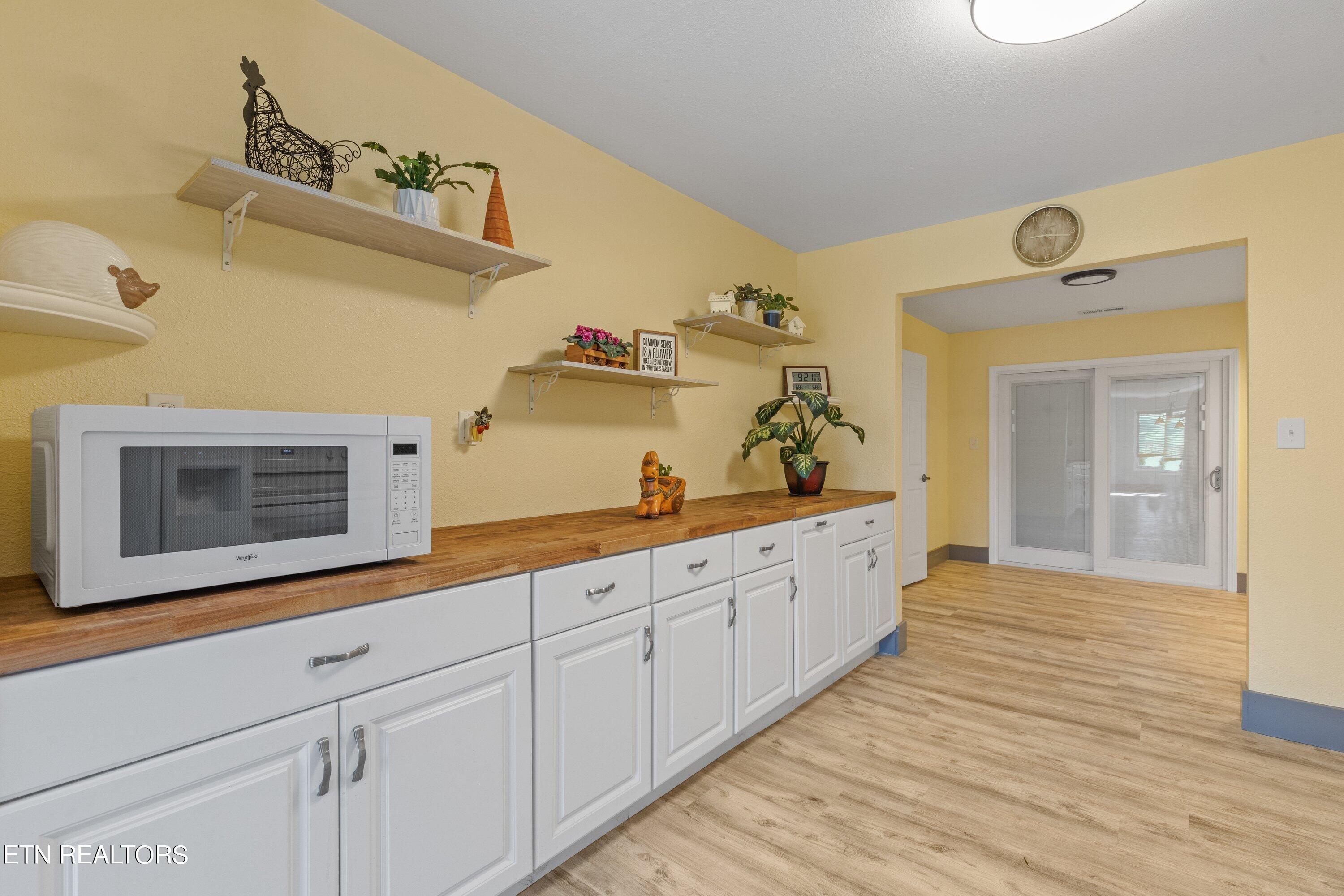 422 Glenlock Rd