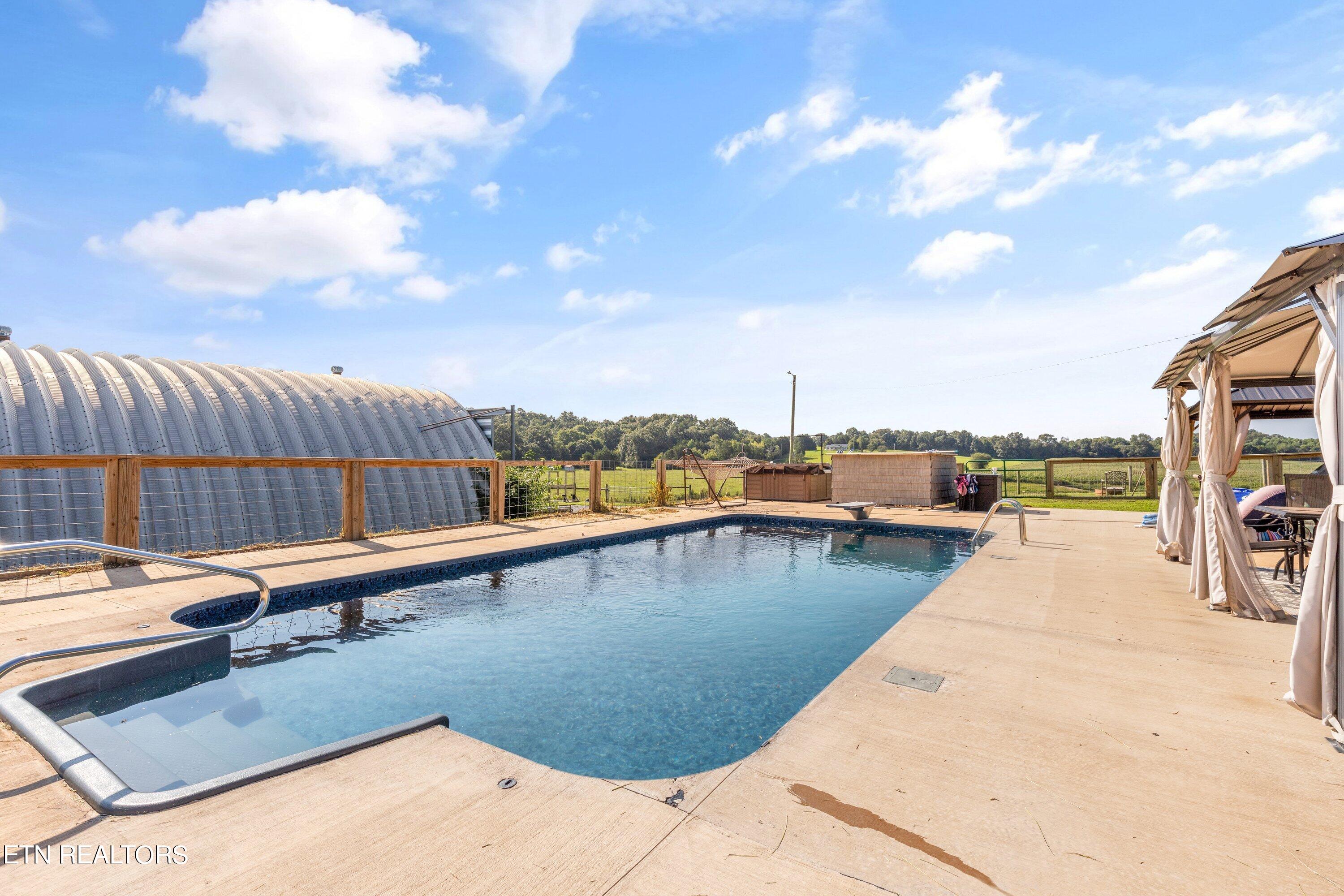 422 Glenlock Rd
