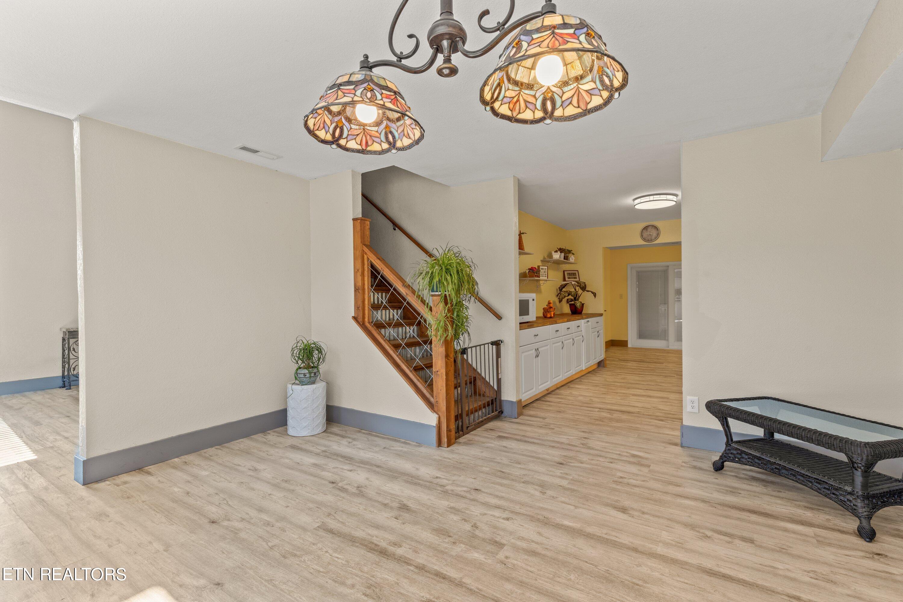 422 Glenlock Rd