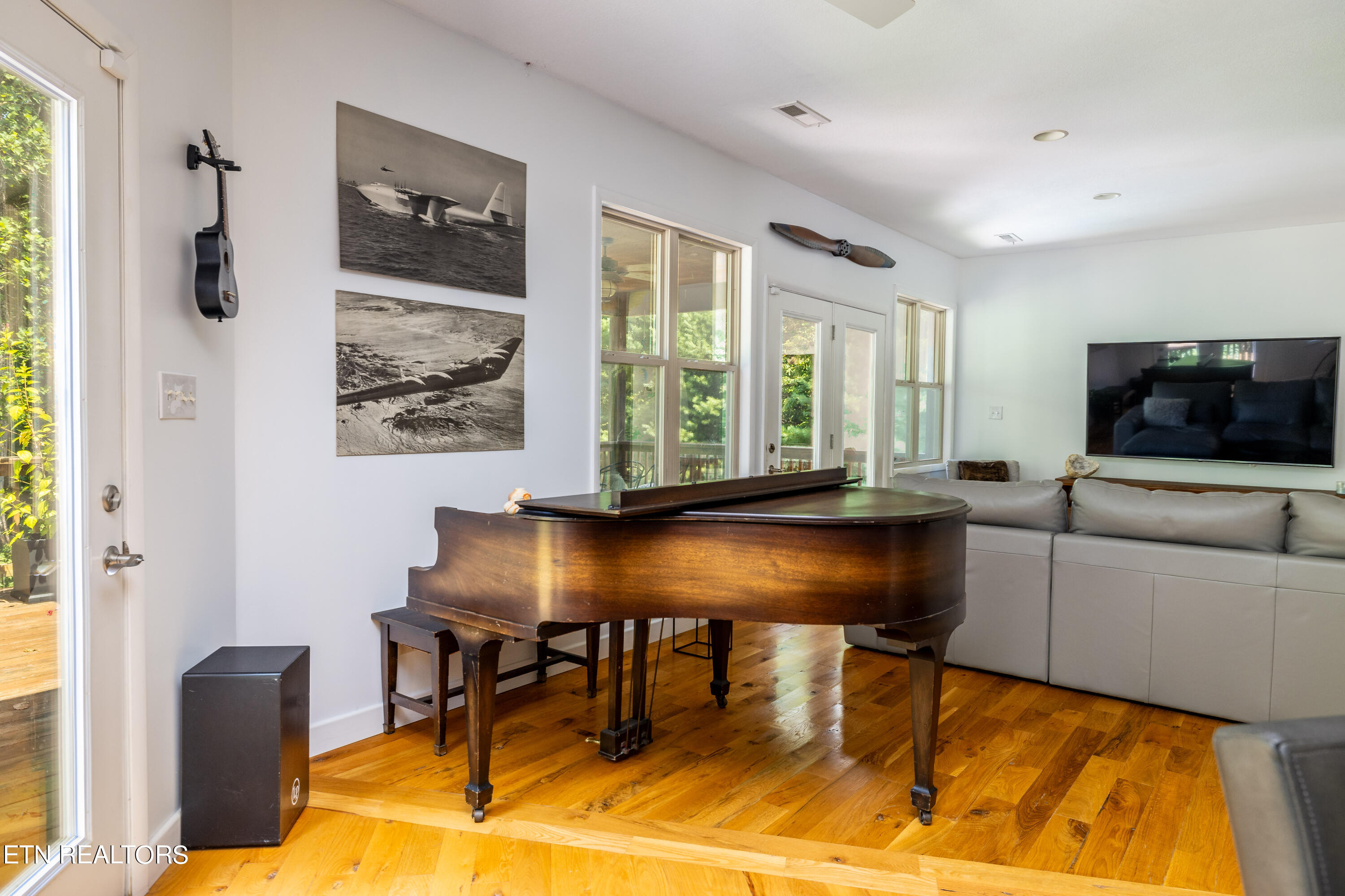 1932 Stony Point Rd