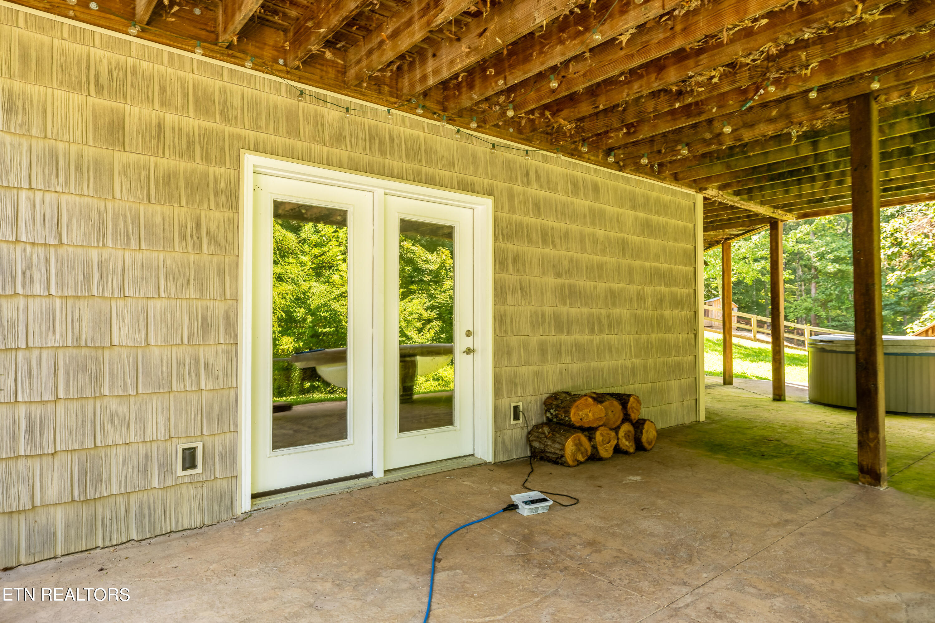 1932 Stony Point Rd