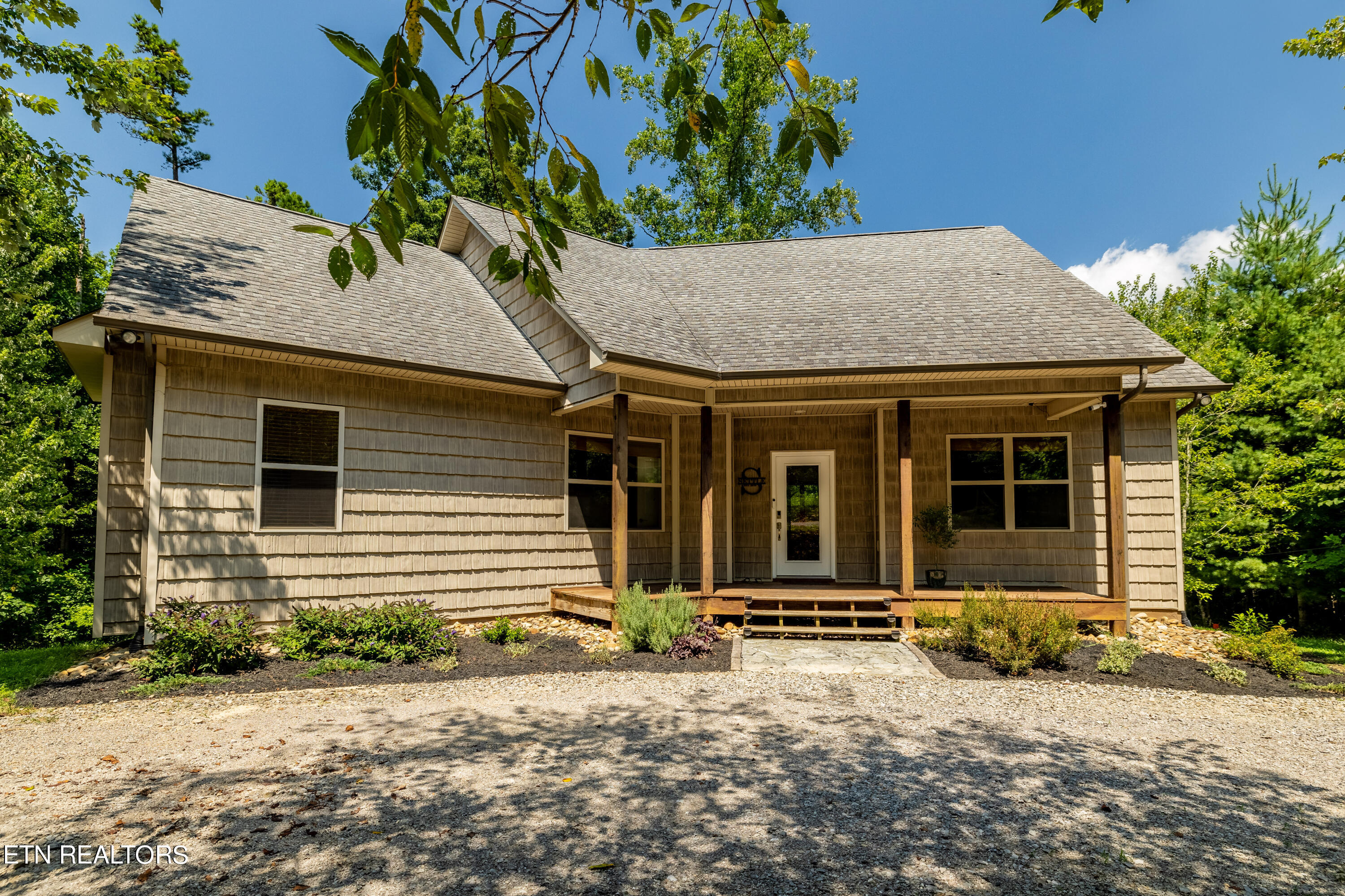 1932 Stony Point Rd