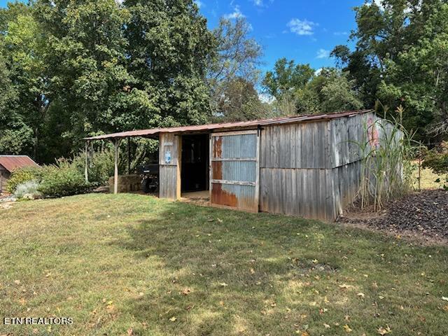 4494 Countryside W