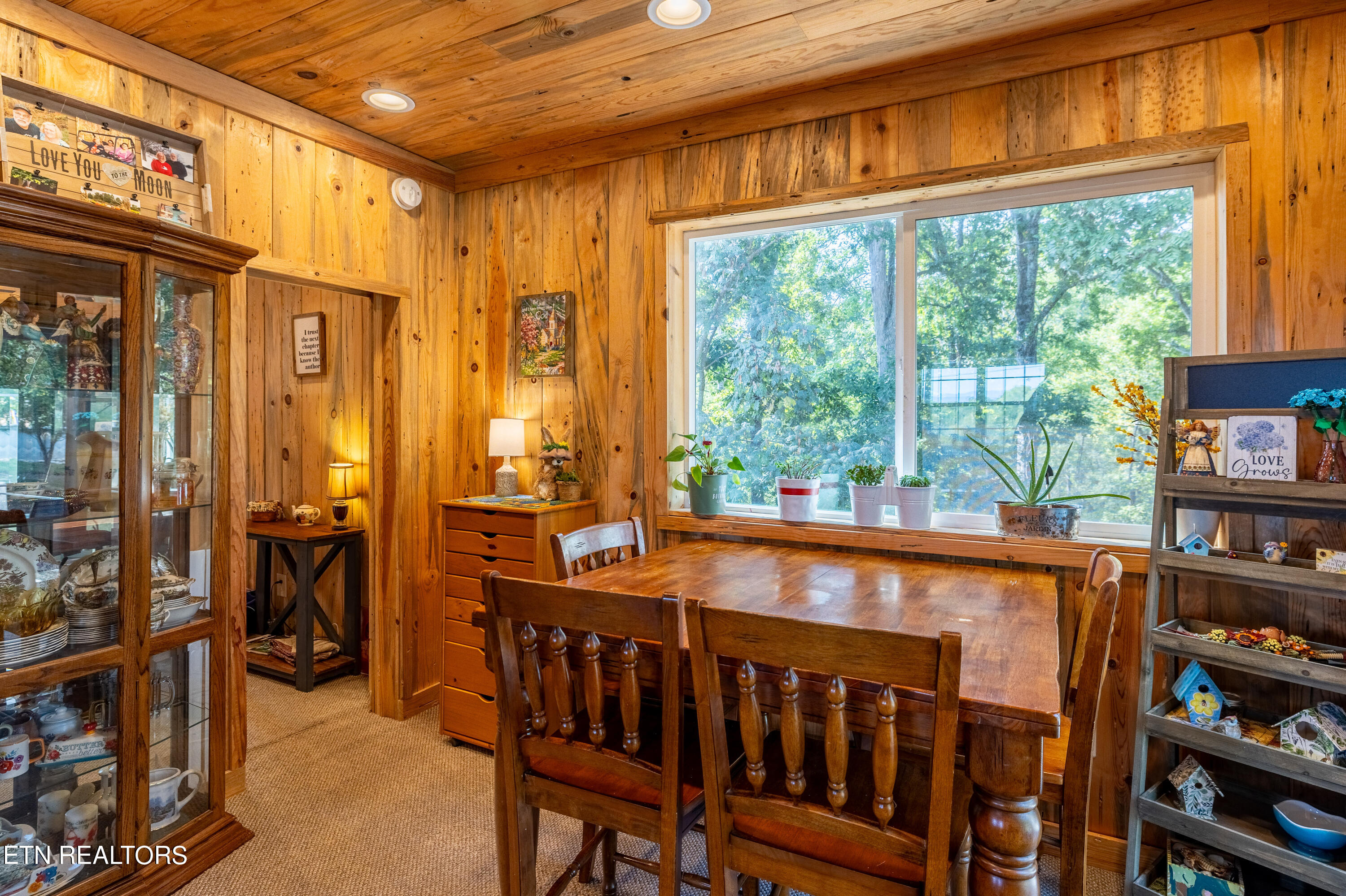 4494 Countryside W
