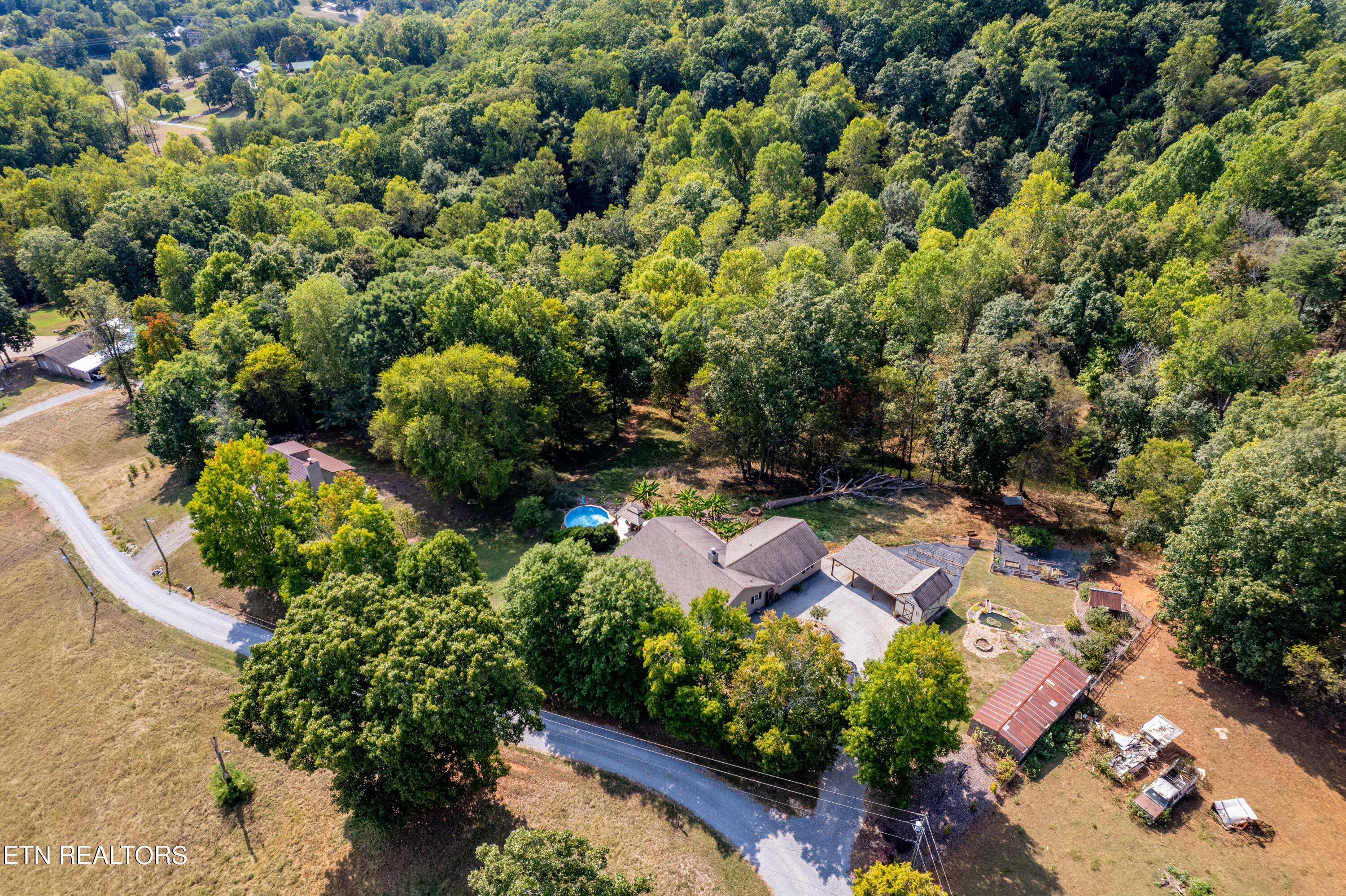 4494 Countryside W