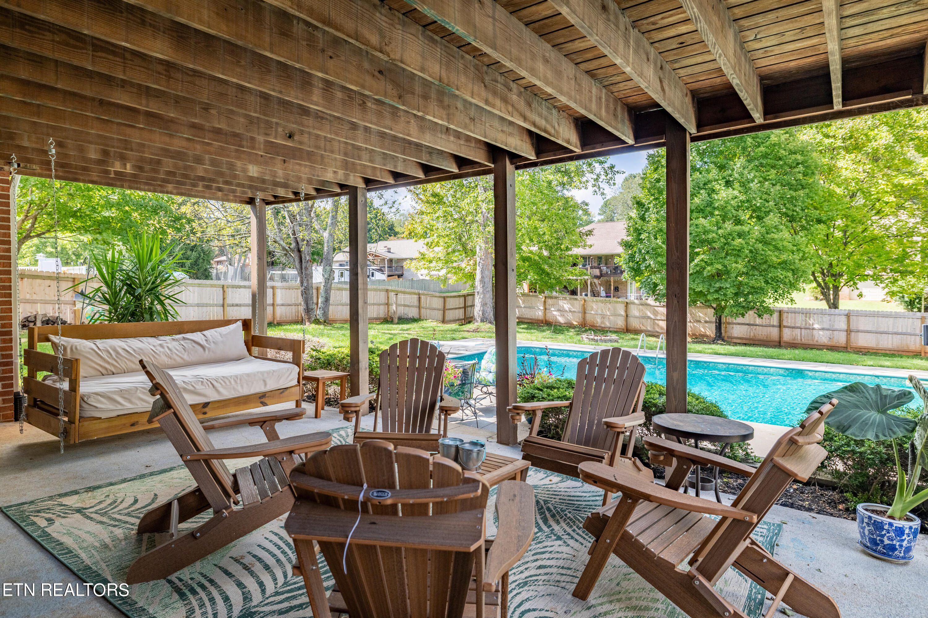 1837 Southcliff Drive