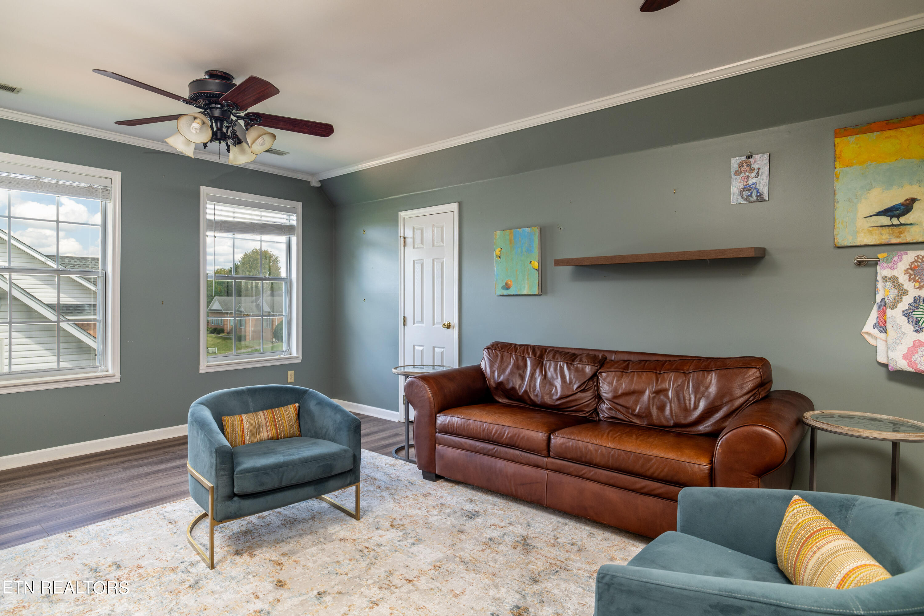 1837 Southcliff Drive