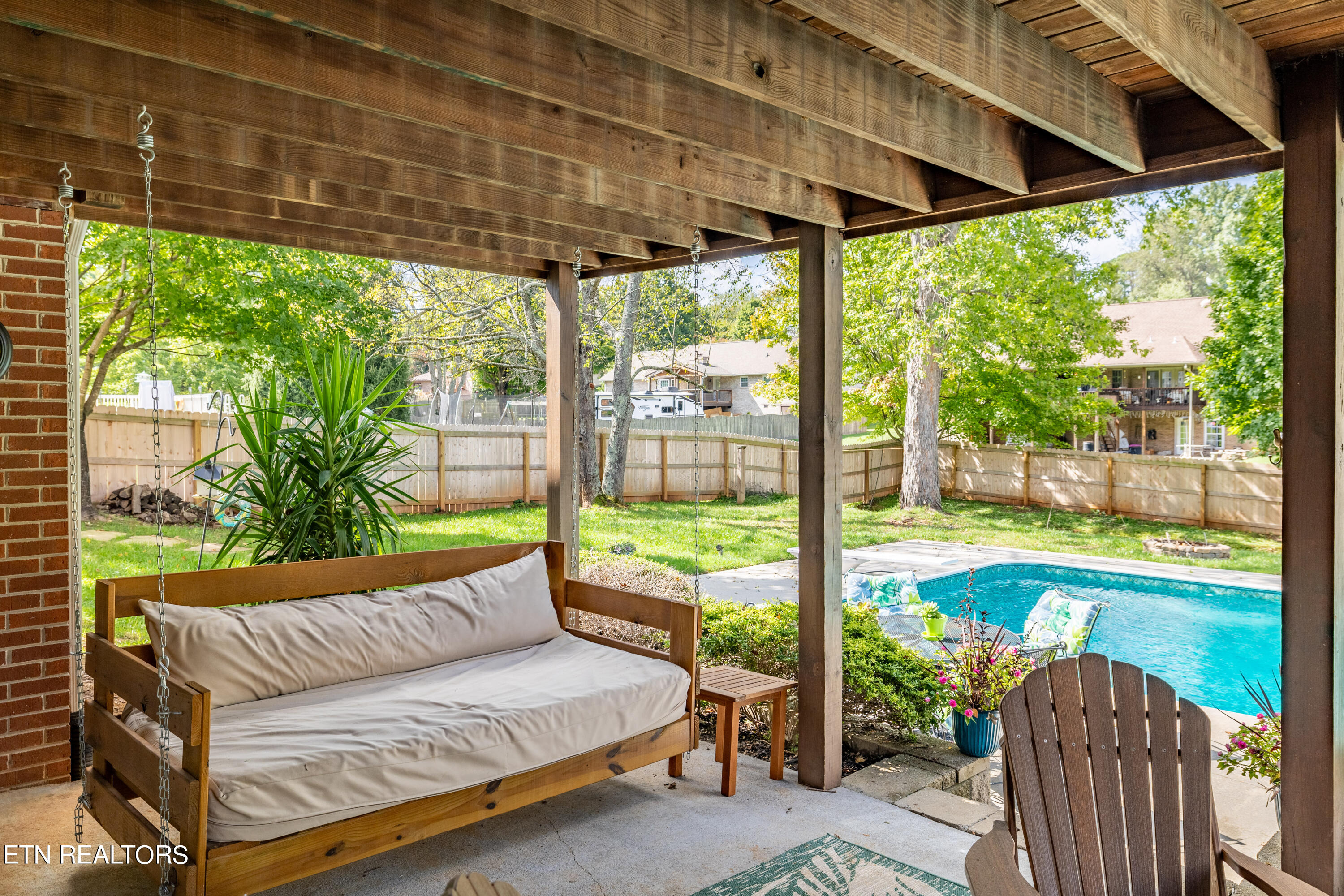 1837 Southcliff Drive