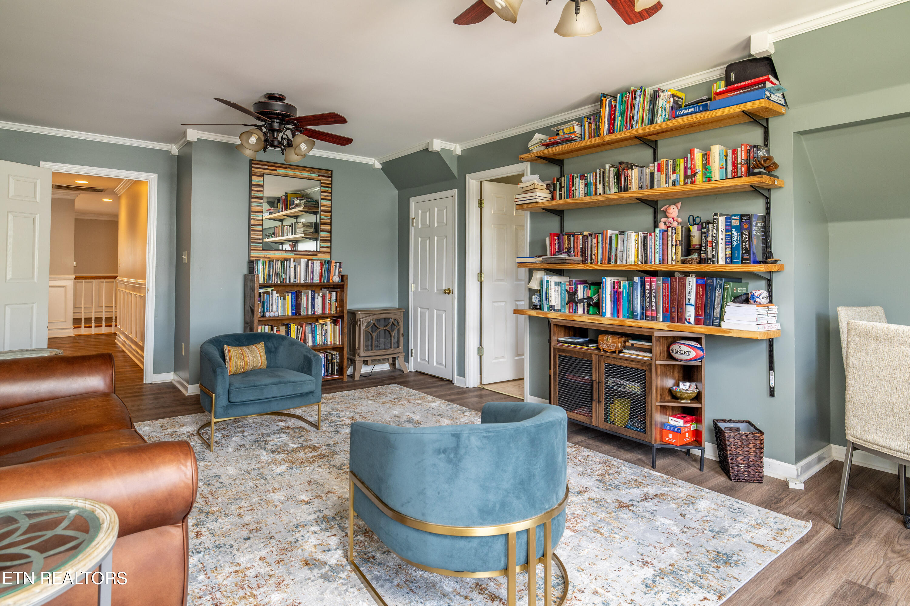 1837 Southcliff Drive