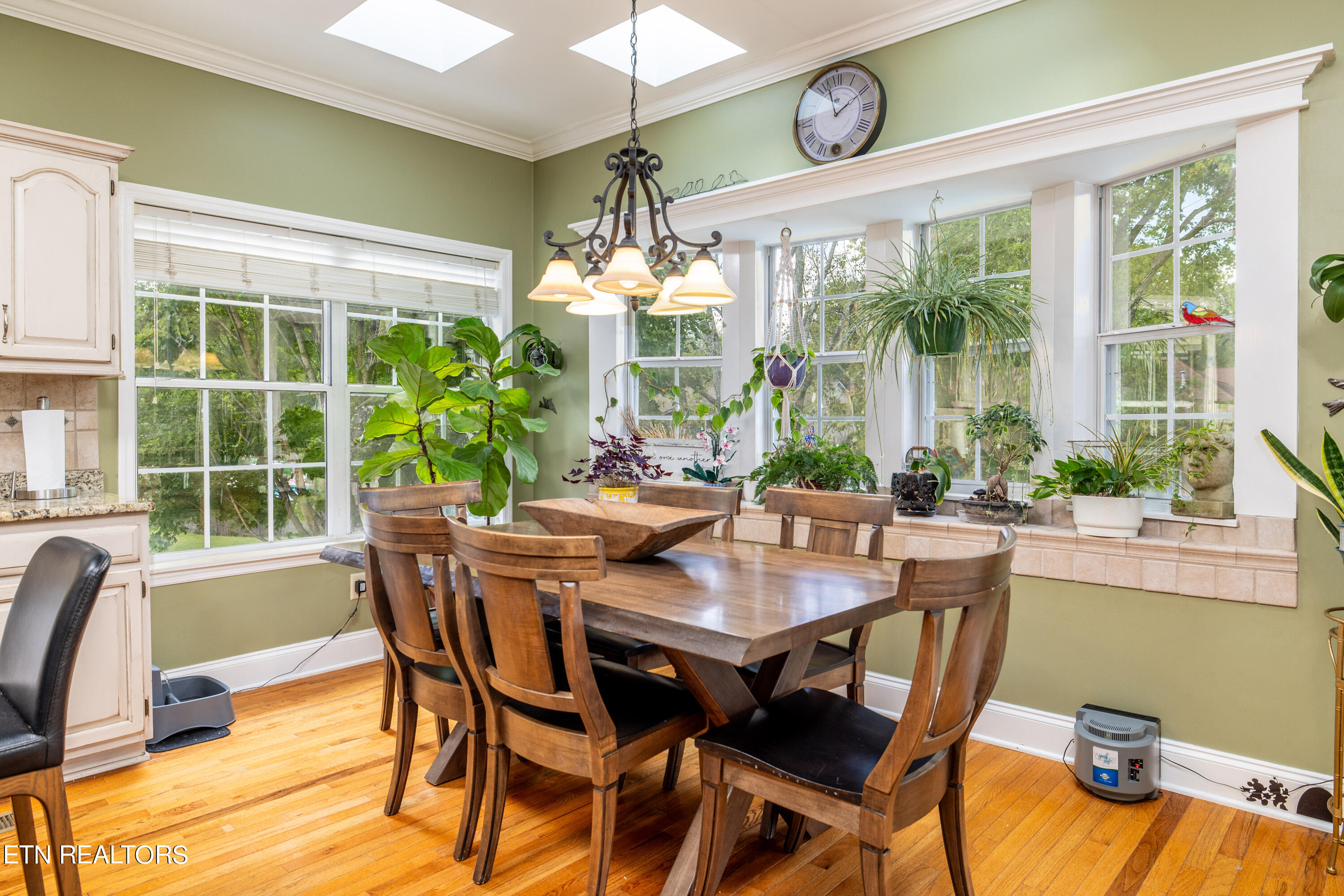 1837 Southcliff Drive