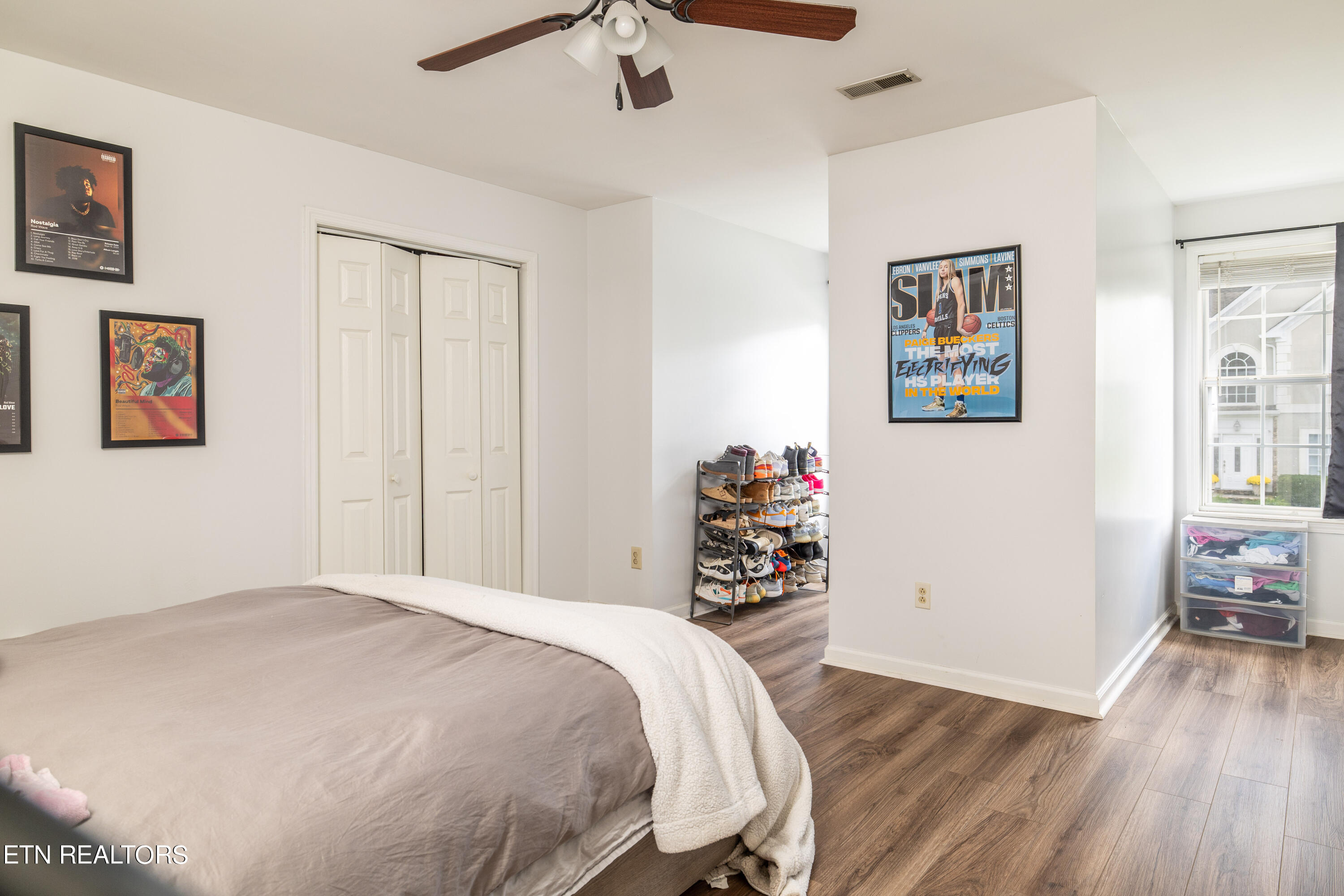 1837 Southcliff Drive