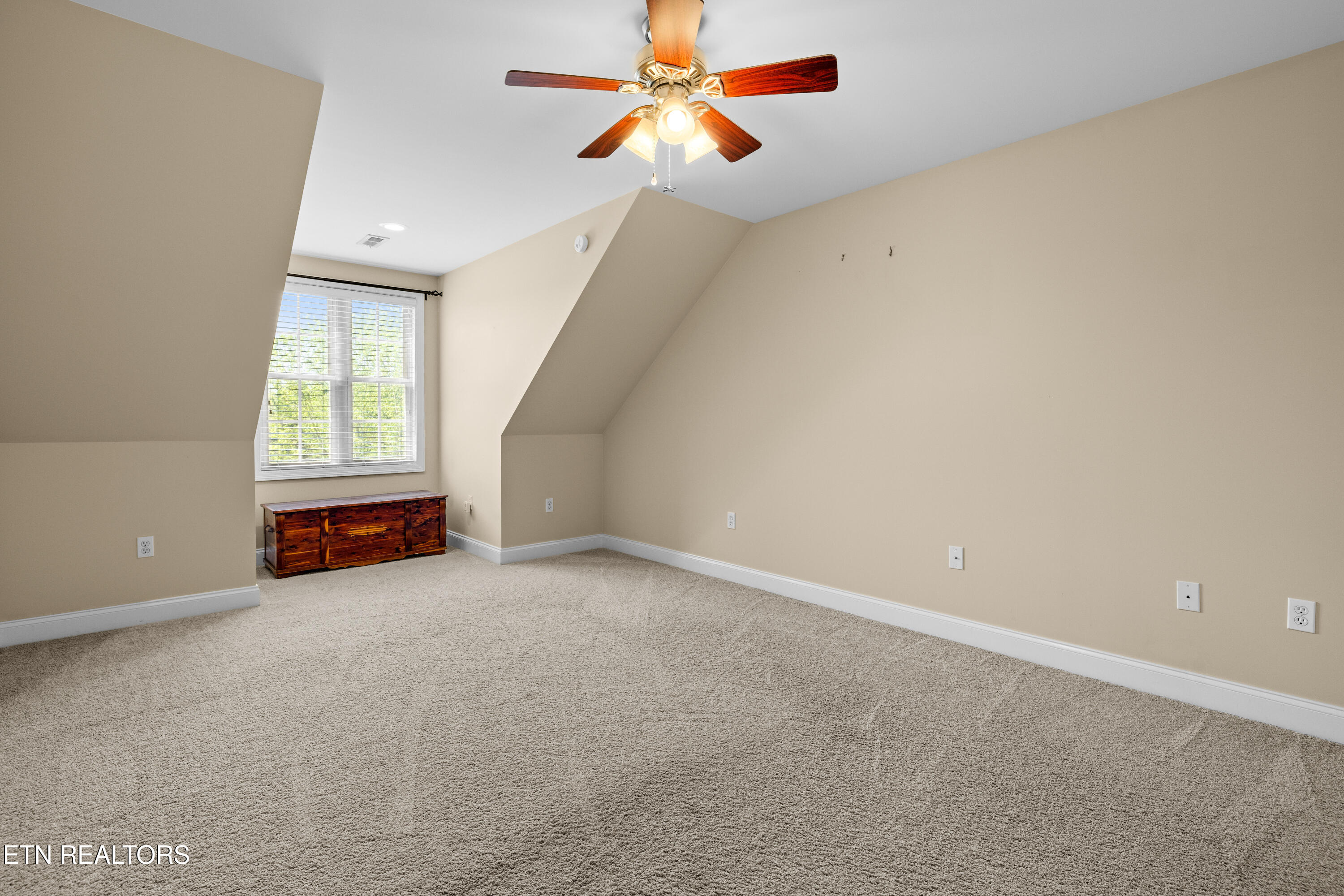 1632 Loch Leigh Way