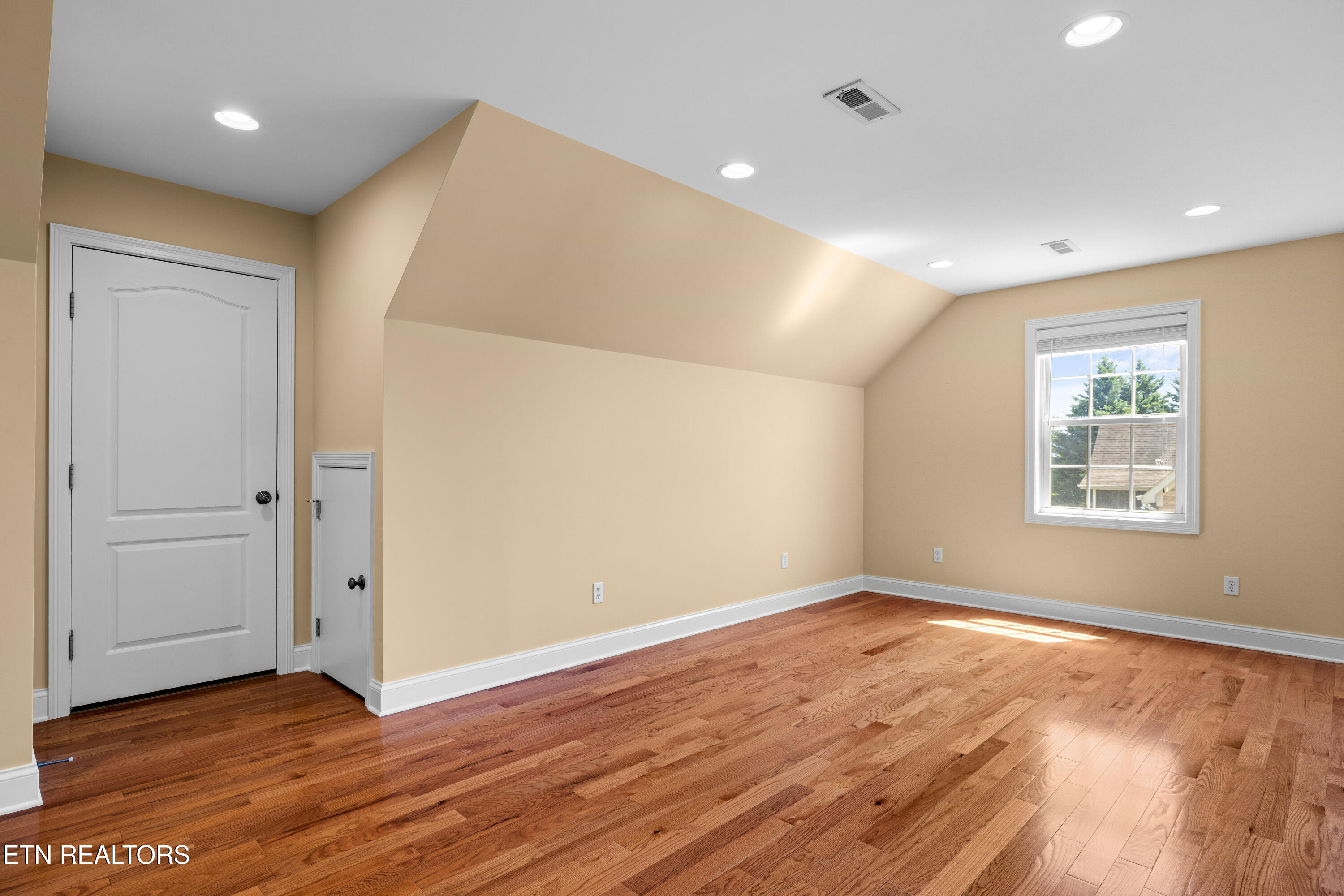 1632 Loch Leigh Way