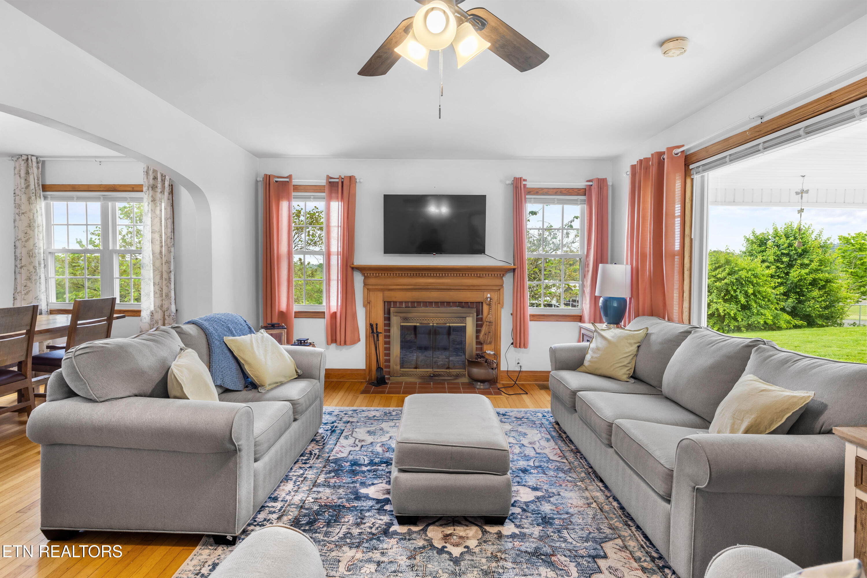 5515 US Highway 411S