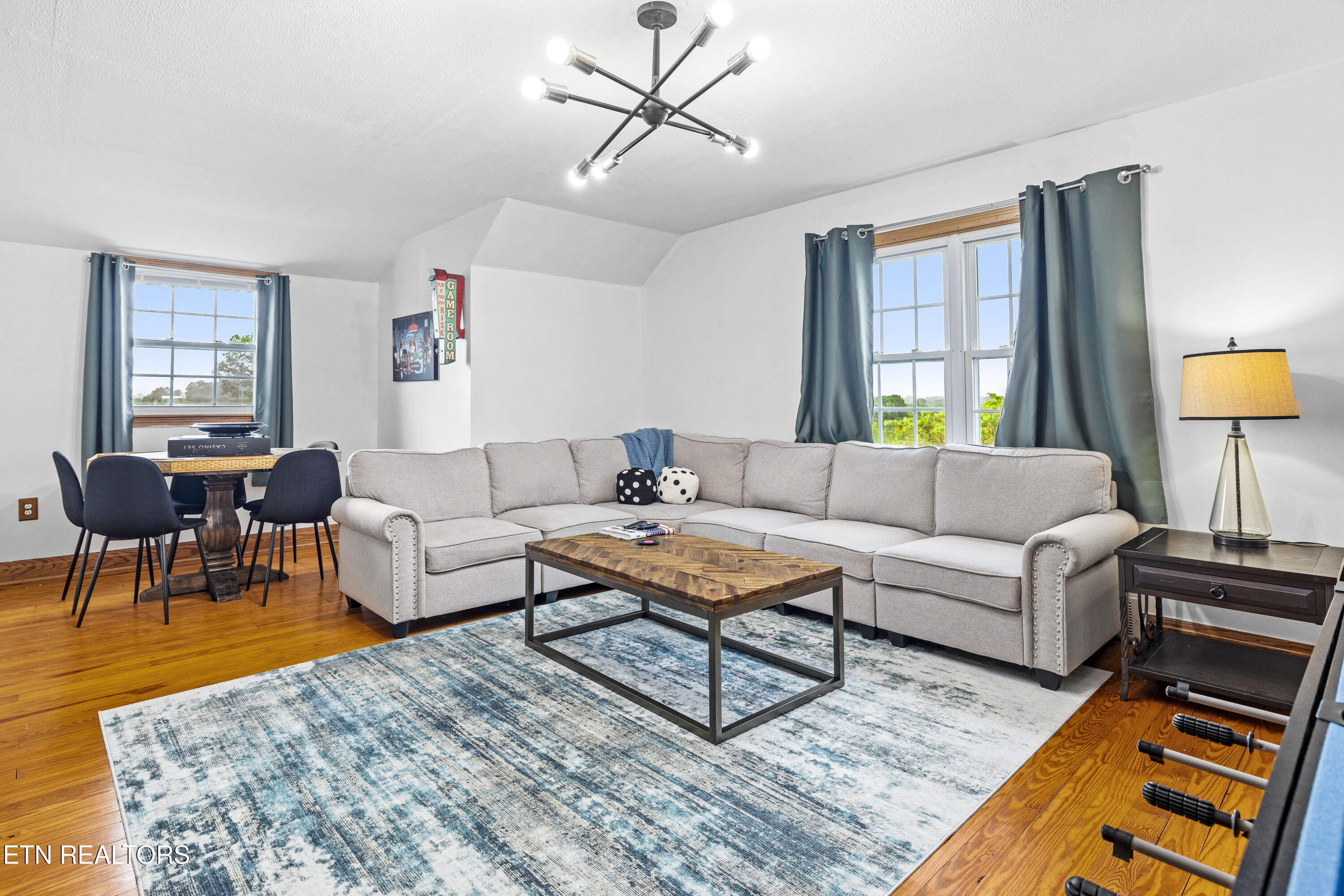 5515 US Highway 411S