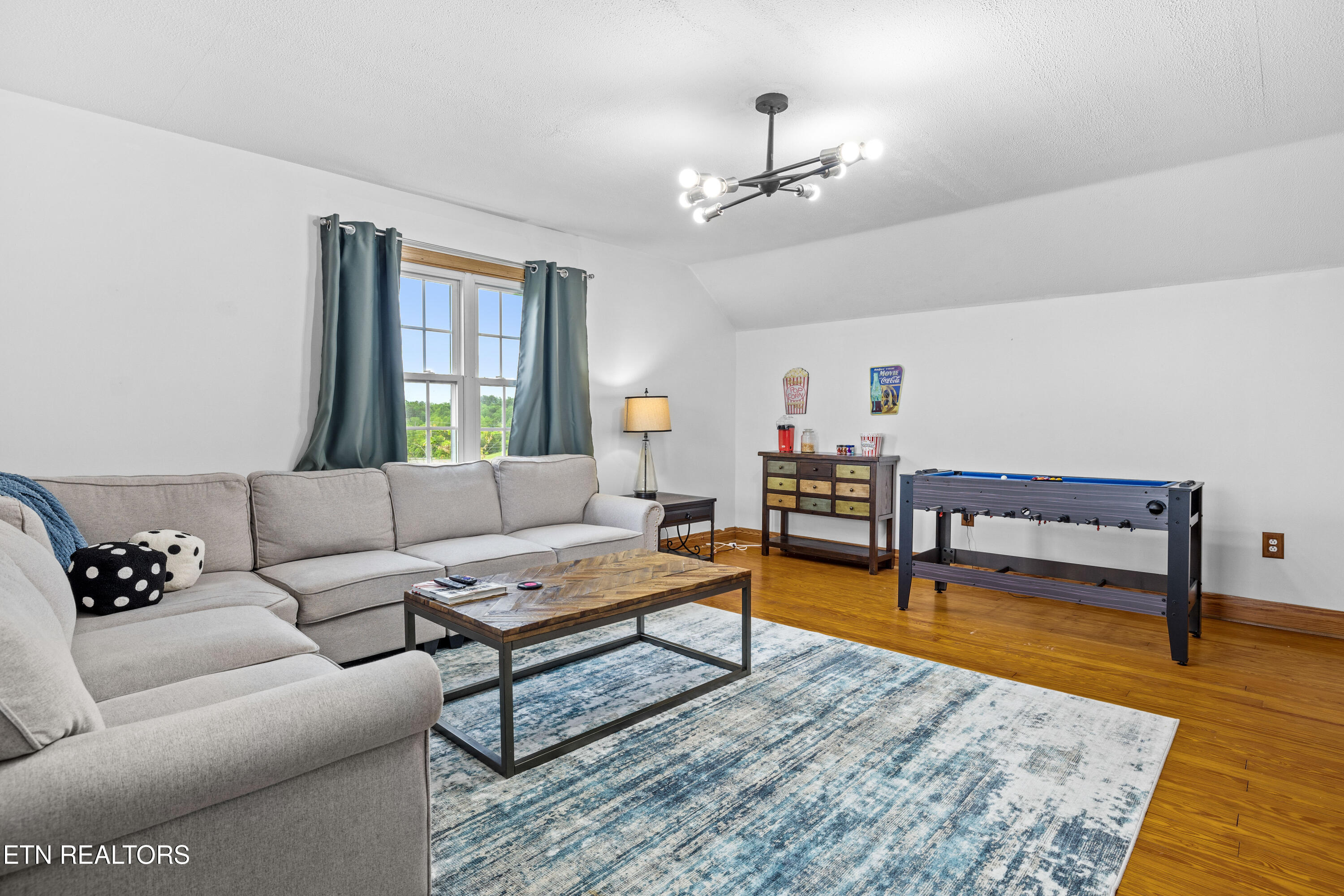 5515 US Highway 411S