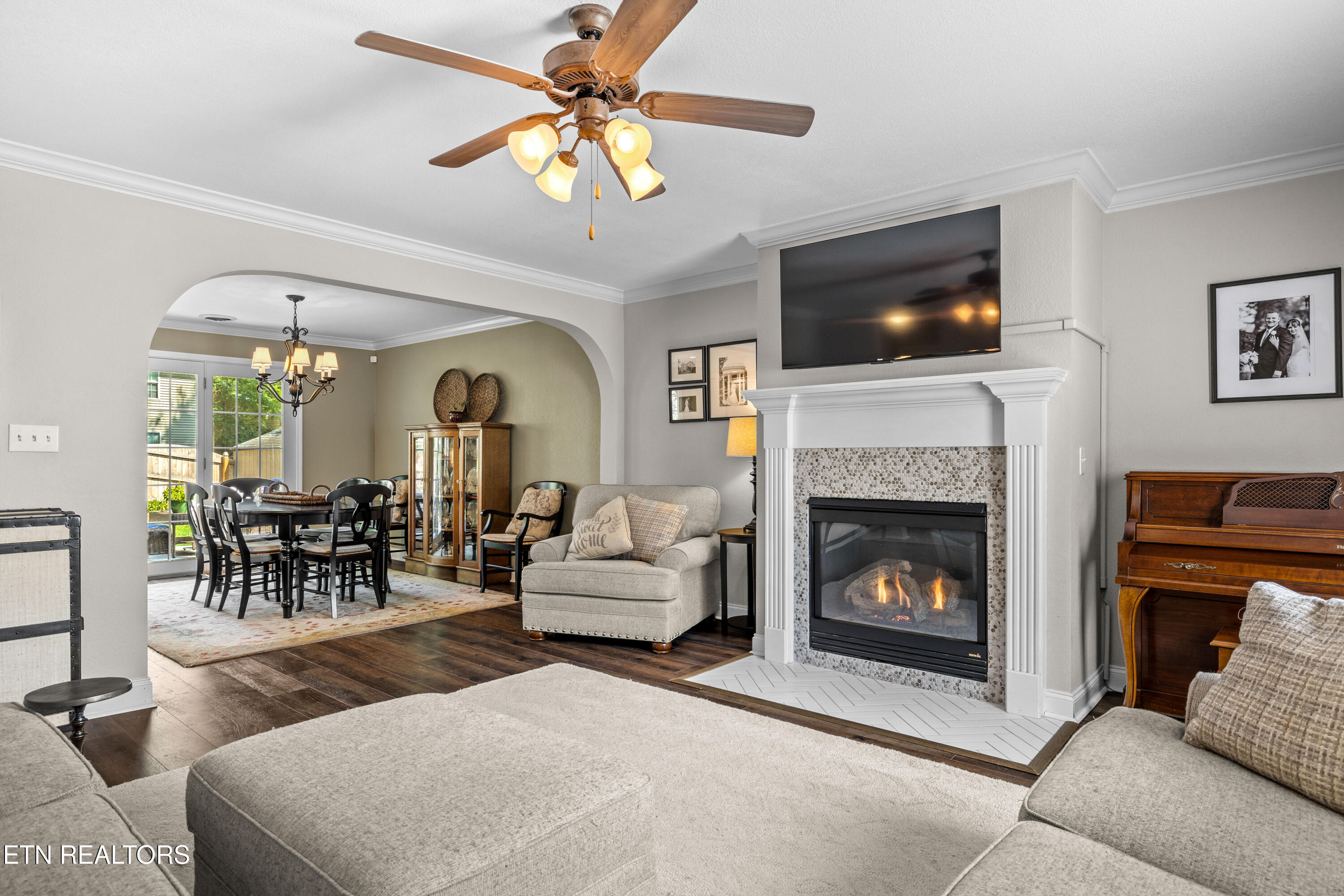 826 Tully Rd