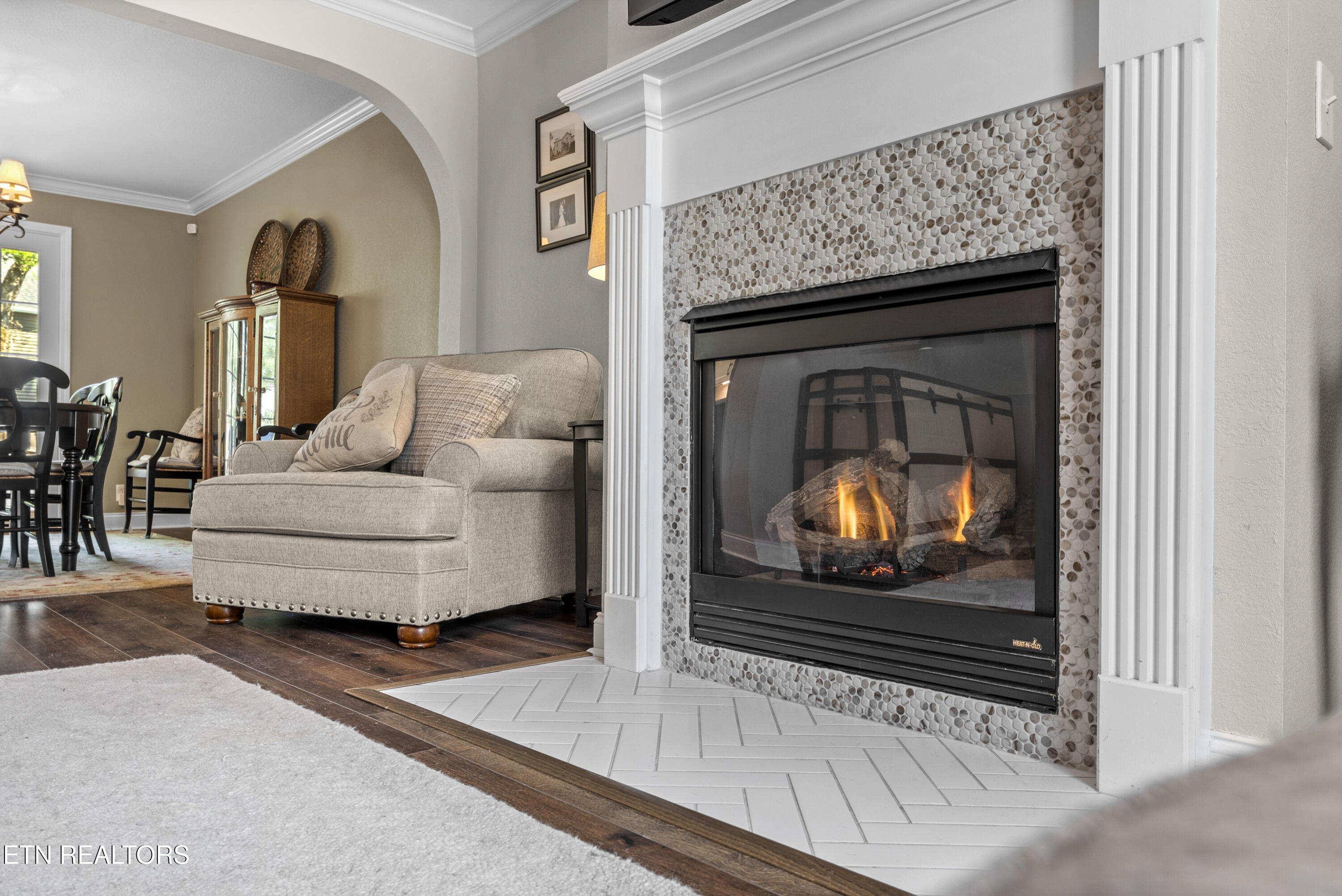 826 Tully Rd