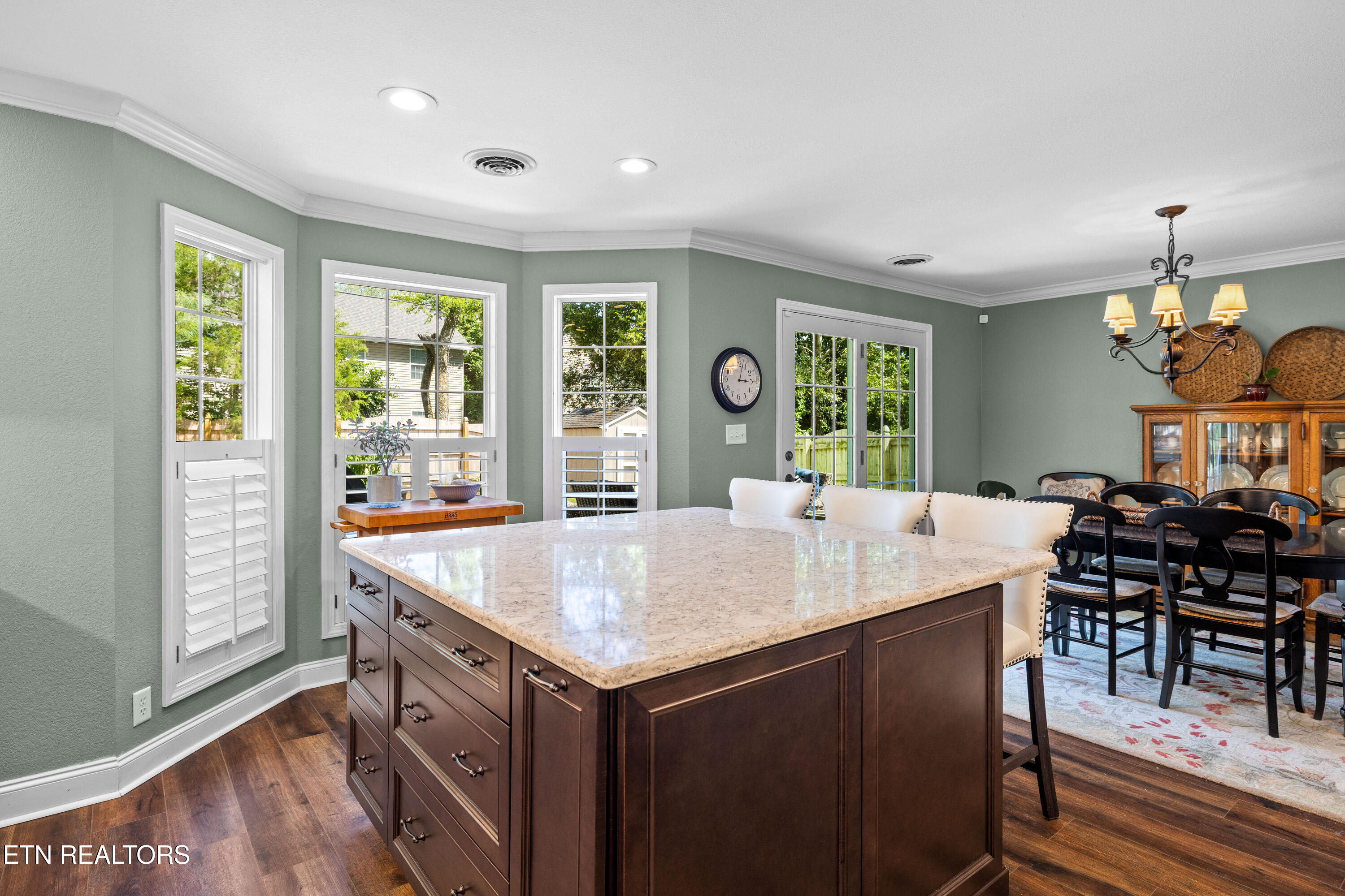 826 Tully Rd
