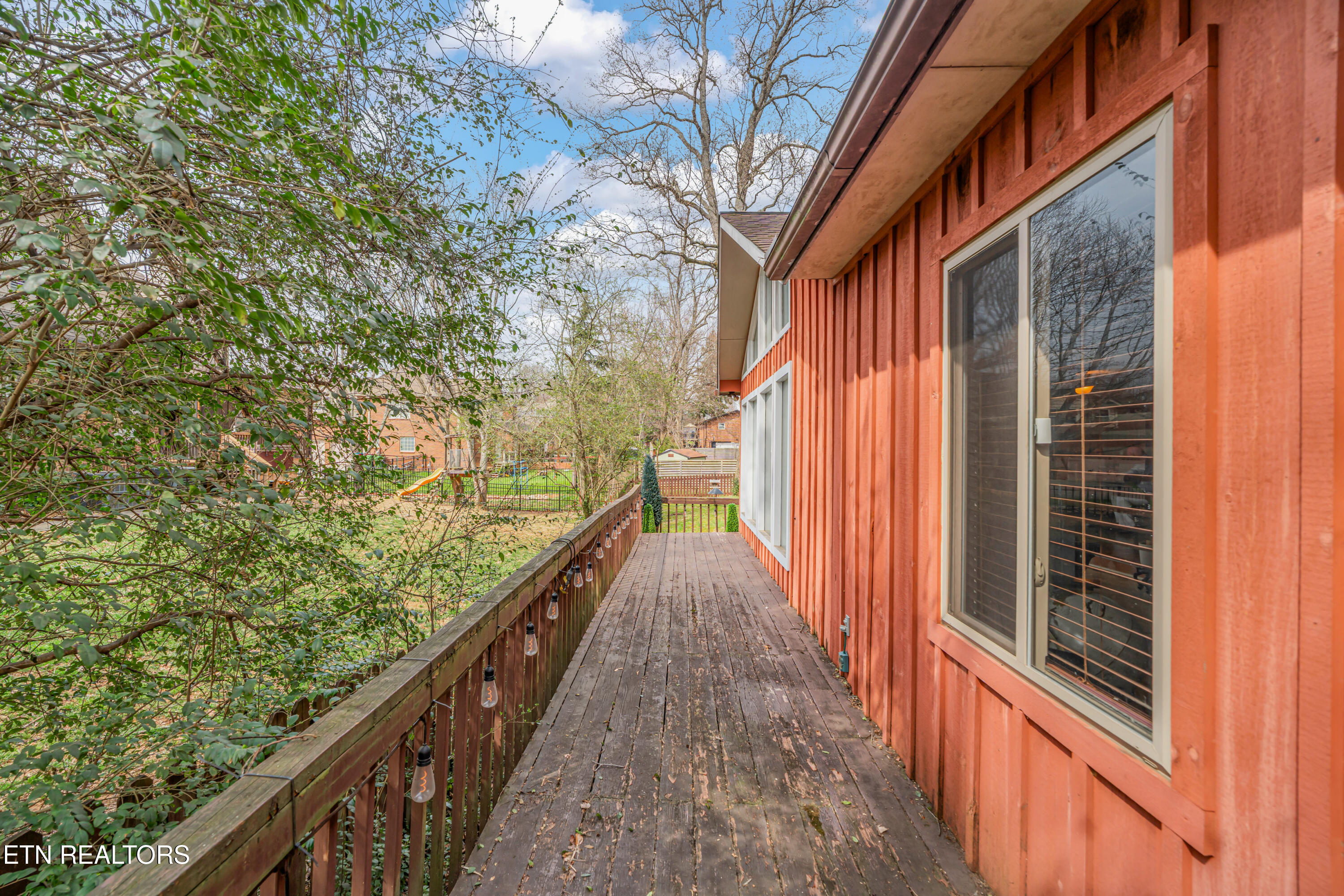 409 Lambert Lane