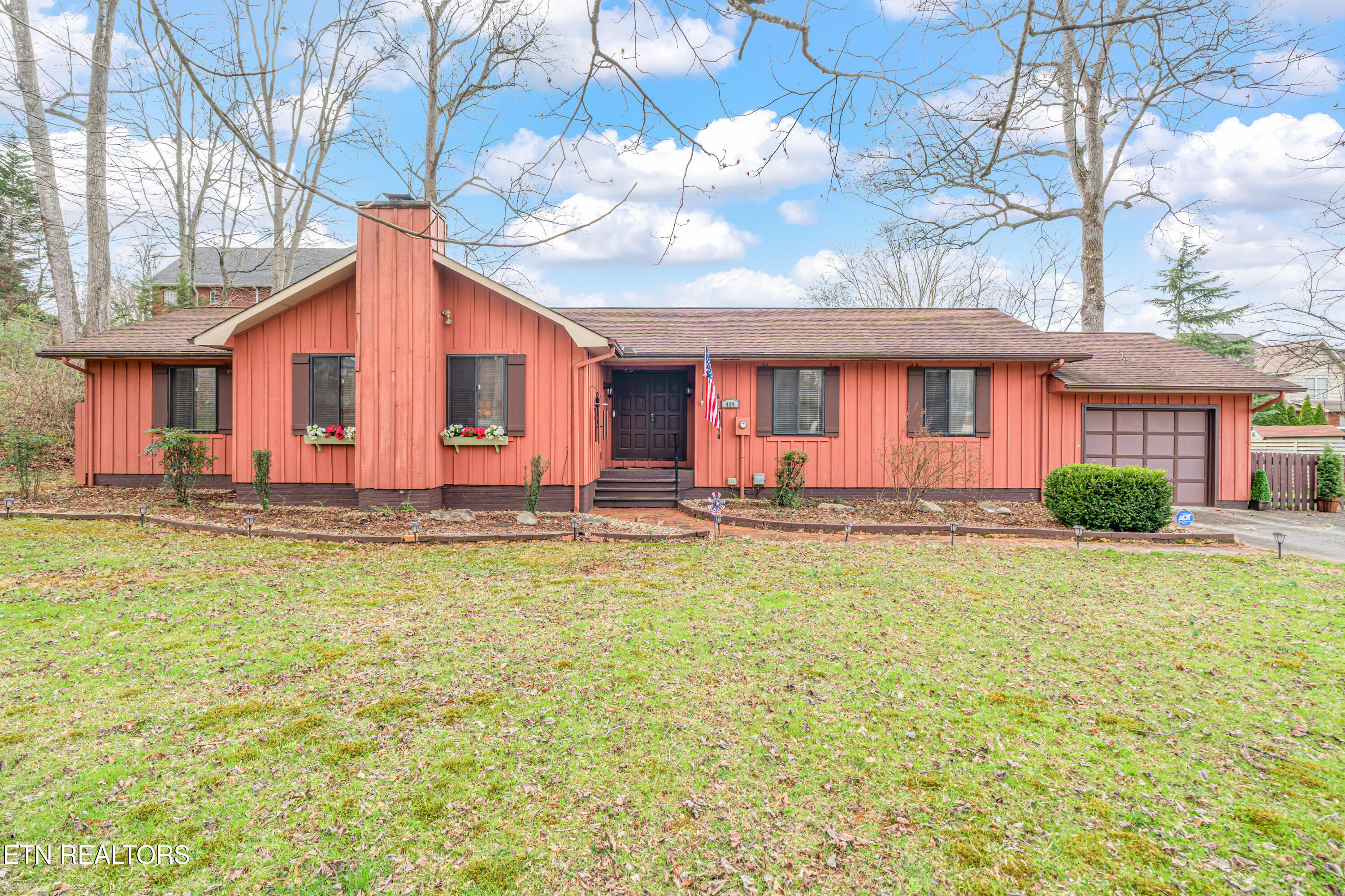 409 Lambert Lane