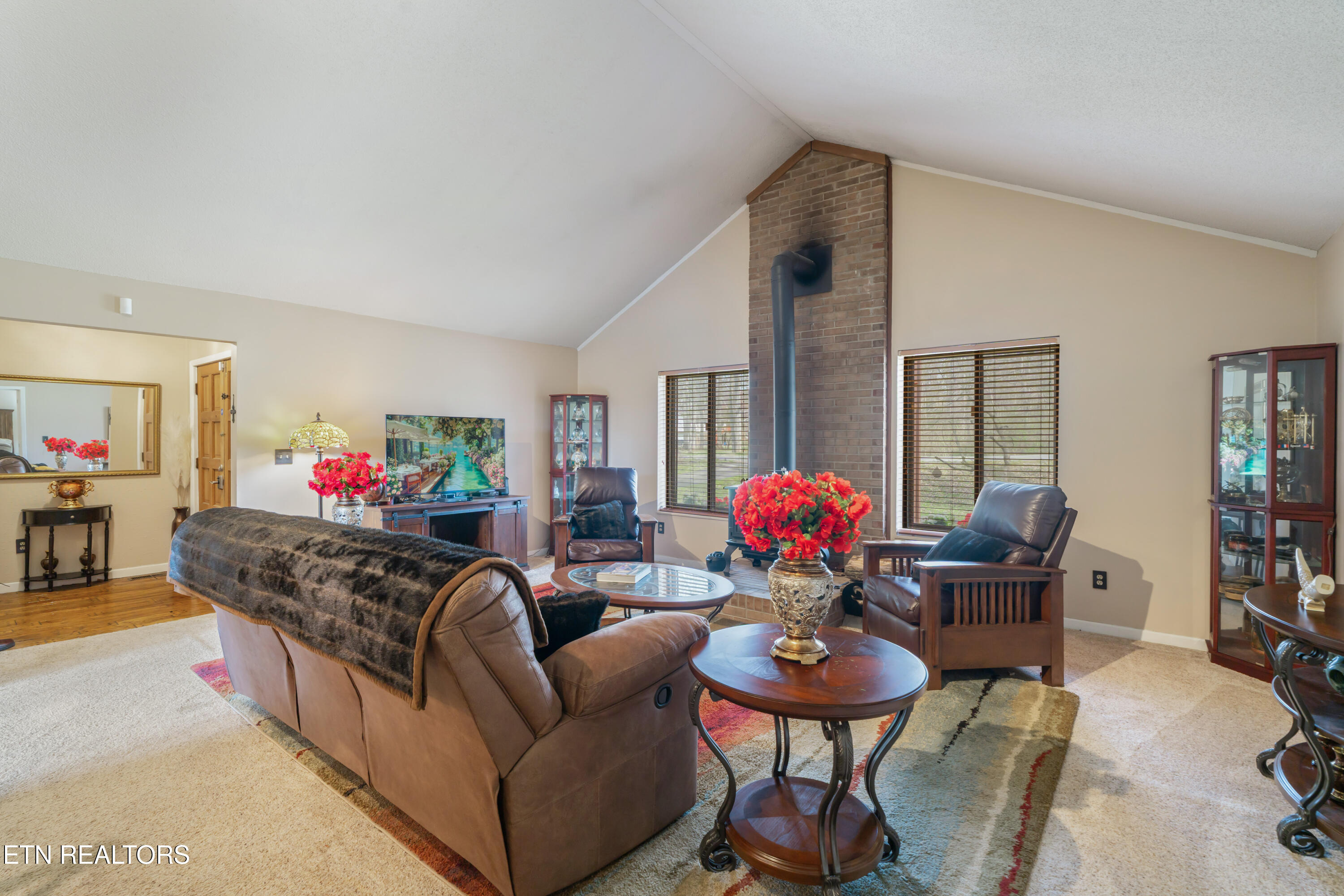 409 Lambert Lane
