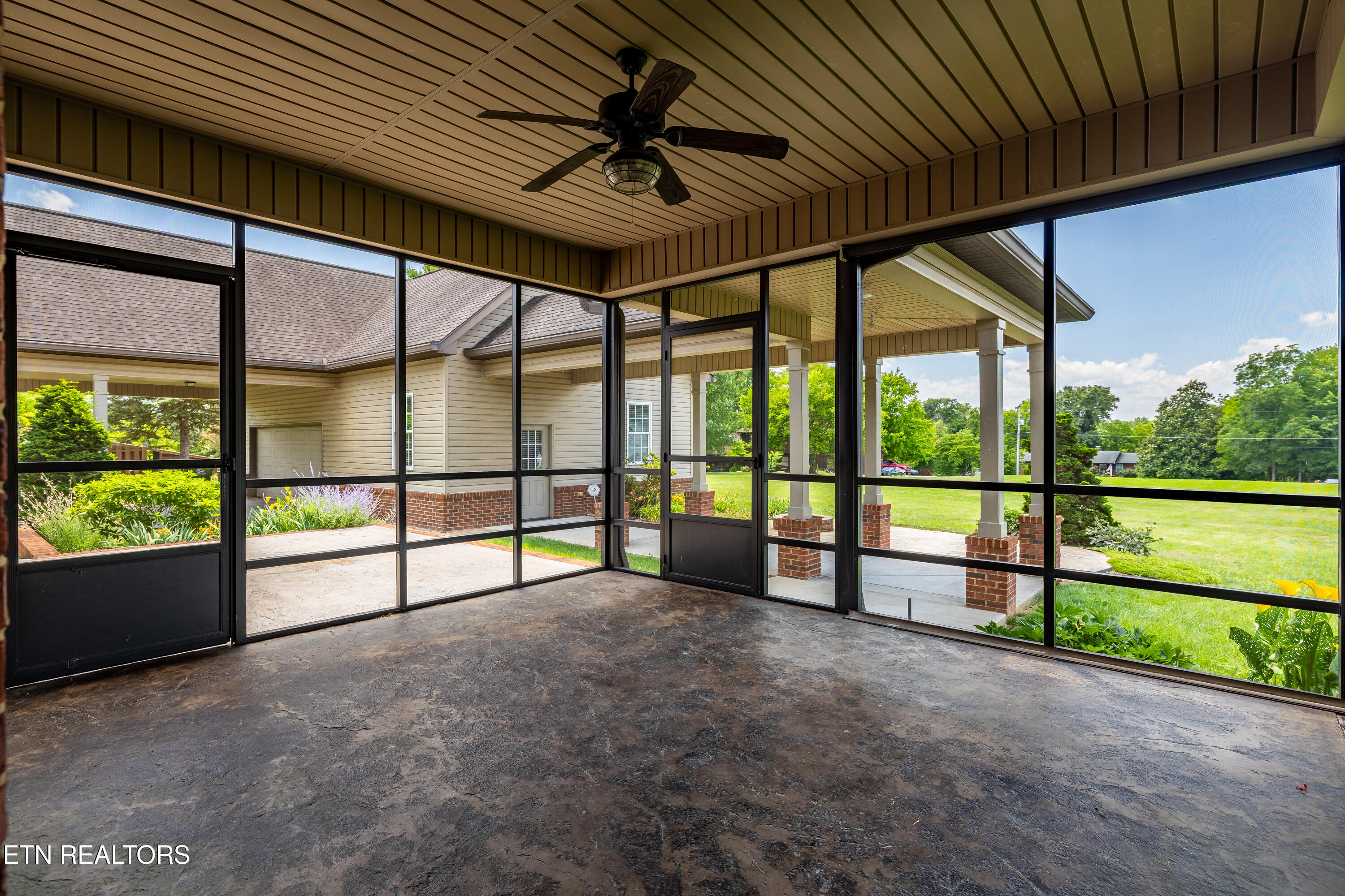 227 Pinecrest Circle