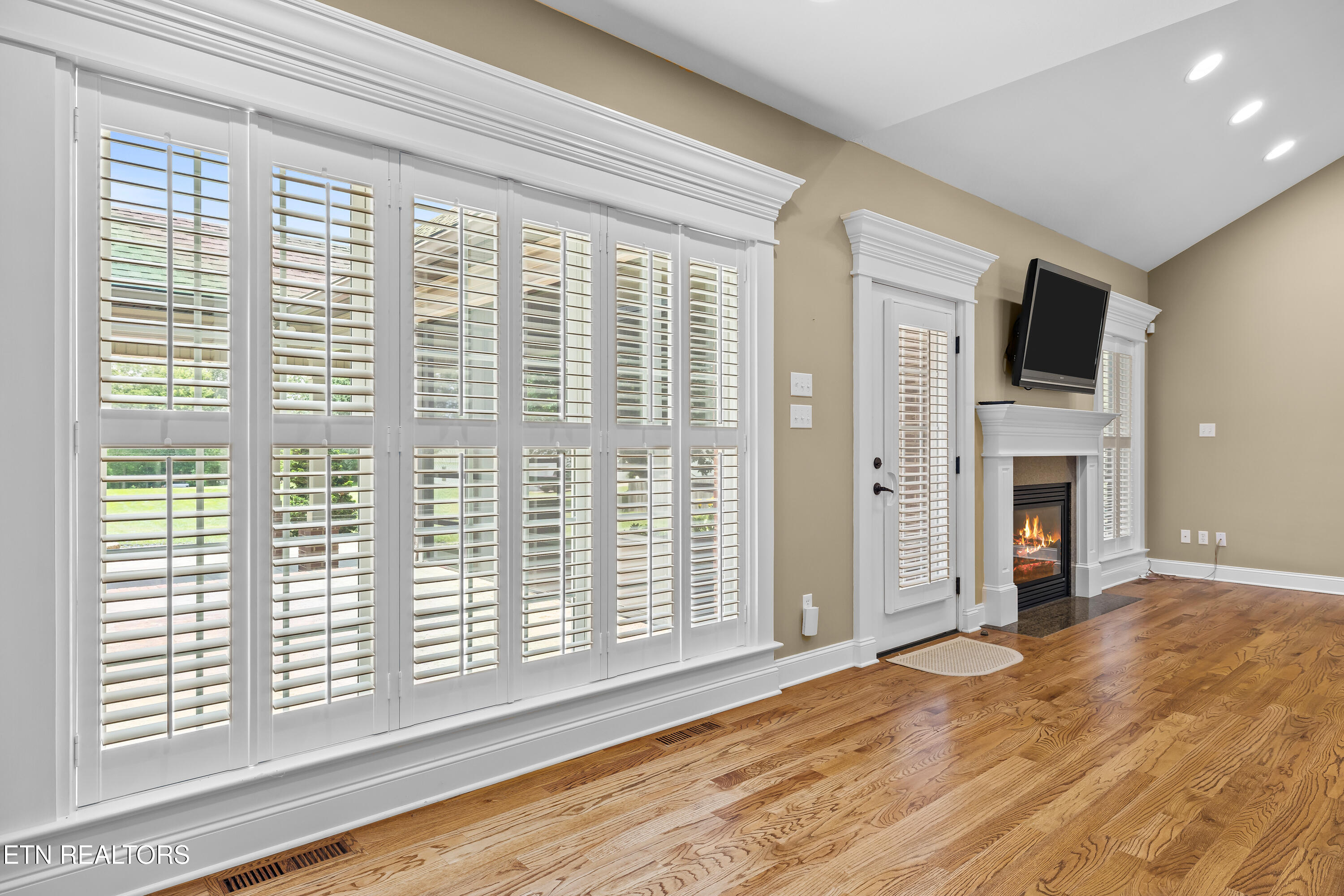 227 Pinecrest Circle