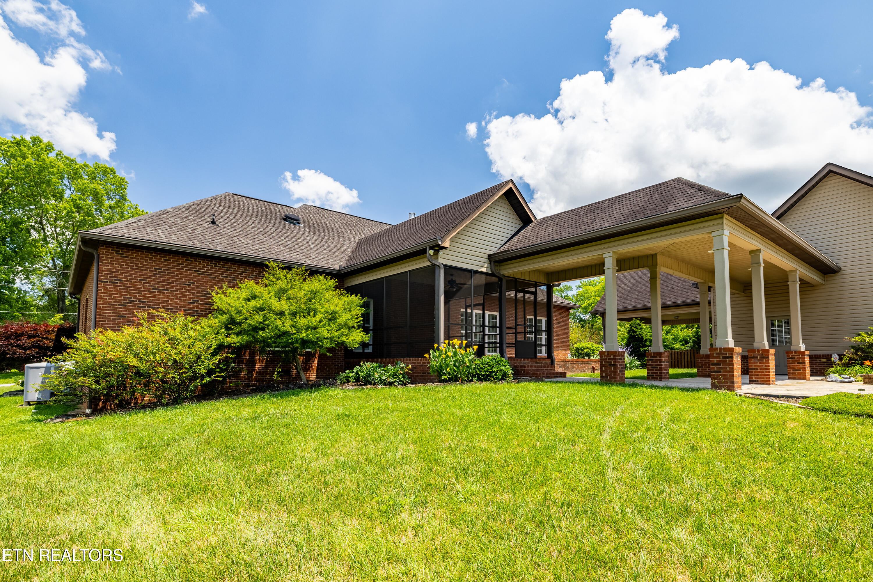 227 Pinecrest Circle