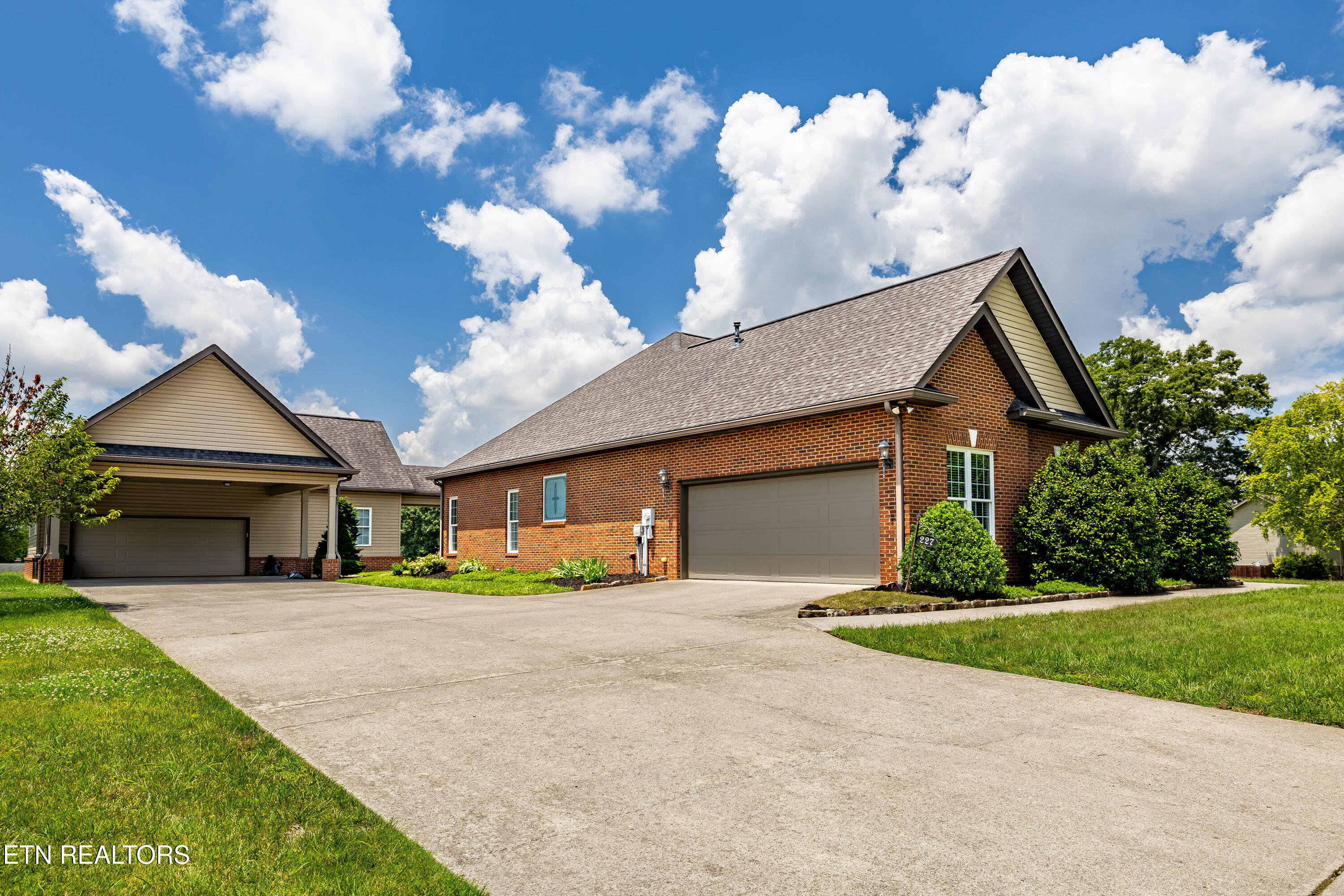 227 Pinecrest Circle