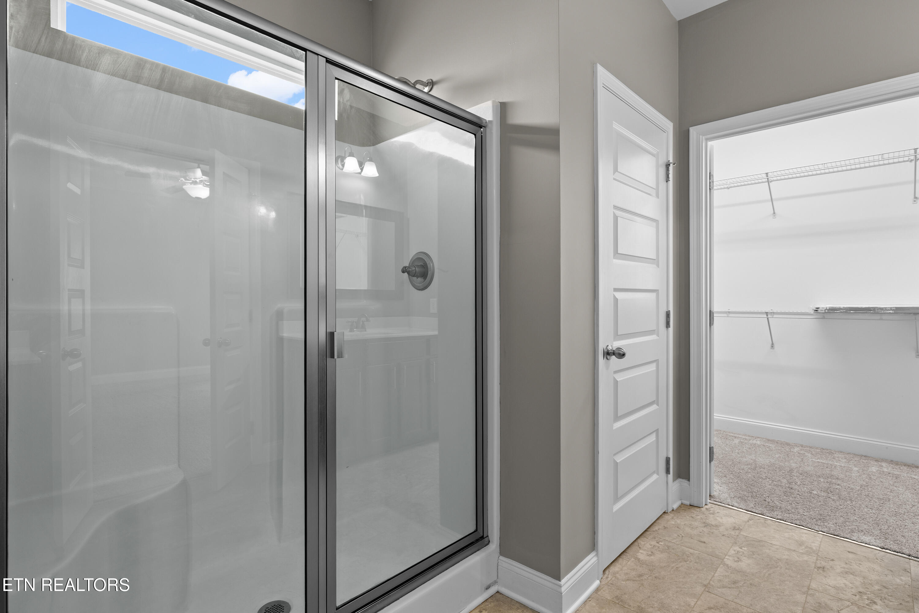 2209 Scarlet Tanager St