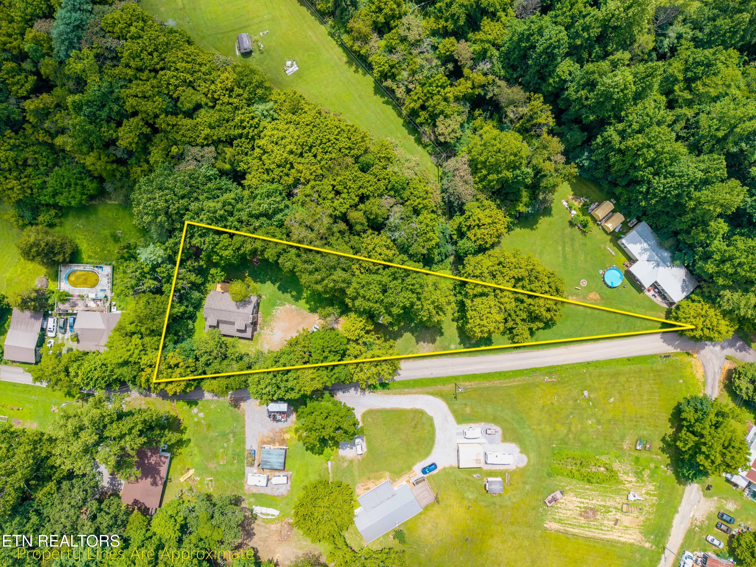 143 Old West Millers Cove Rd